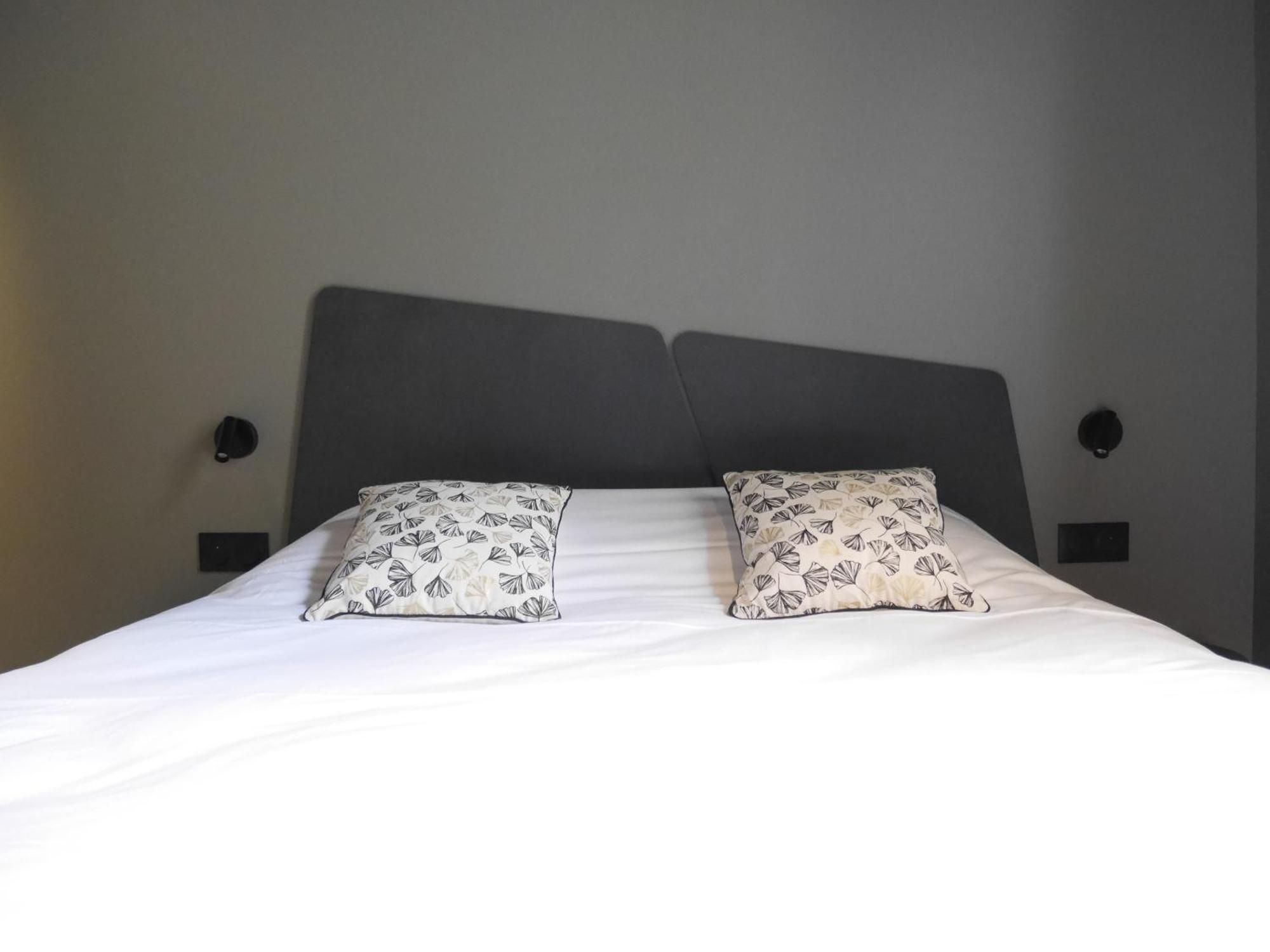 Au Qui Dort - Archives 3 *
