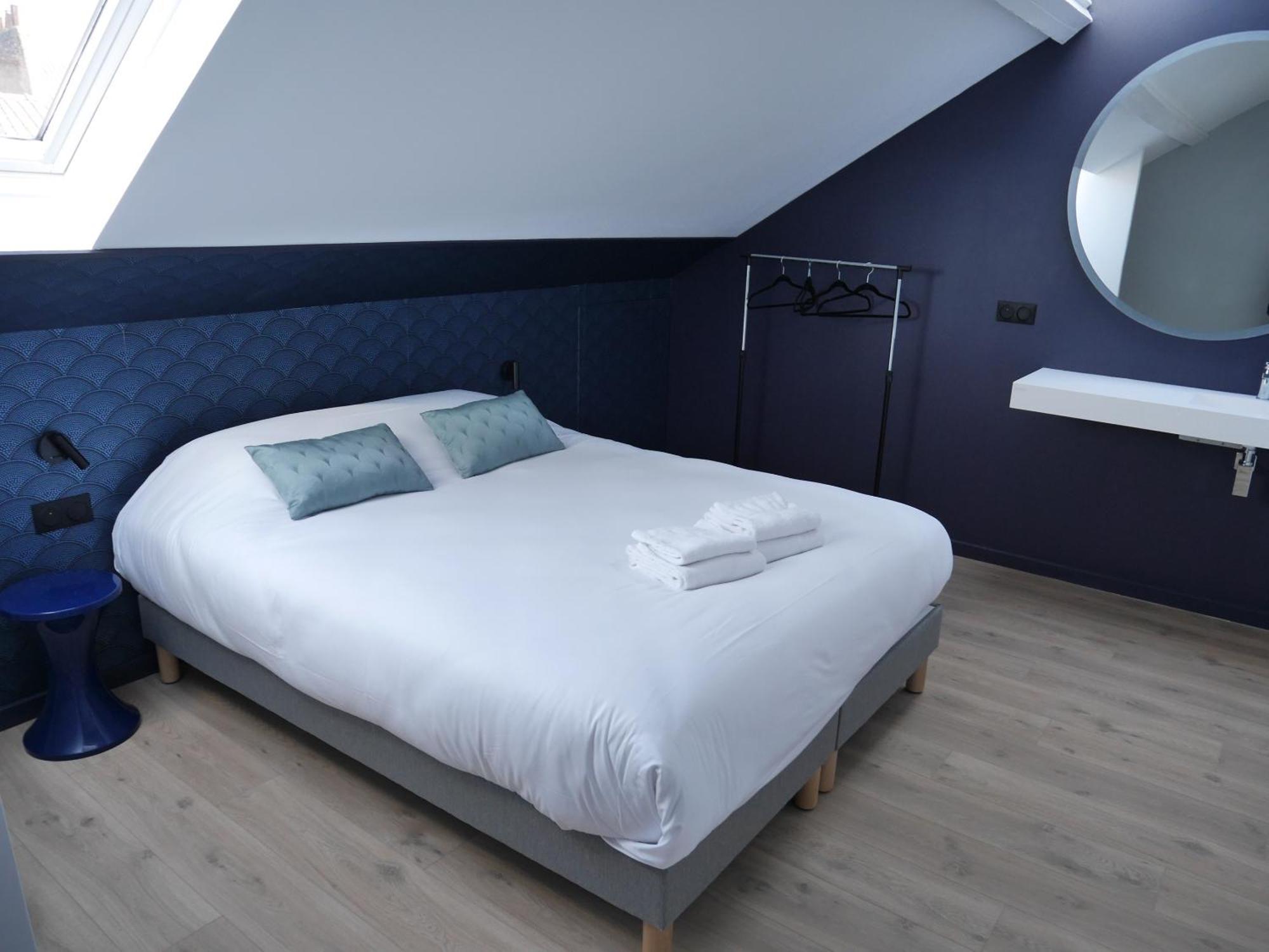 Au Qui Dort - Archives 3 * Lille