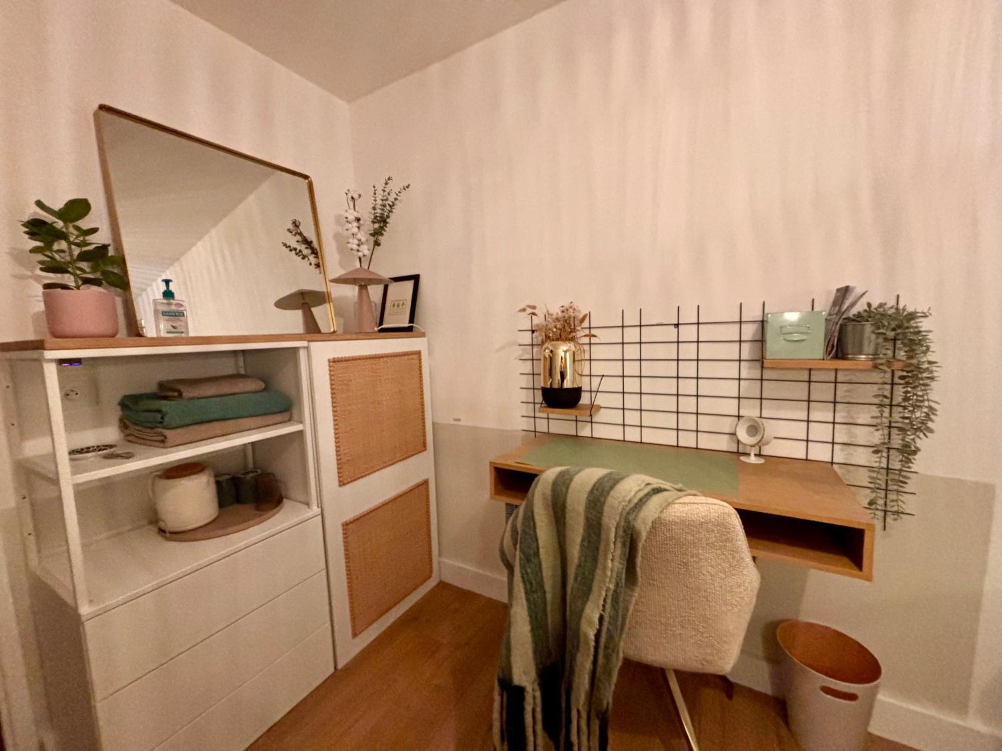 Chaleureuse Et Cosy Homestay *