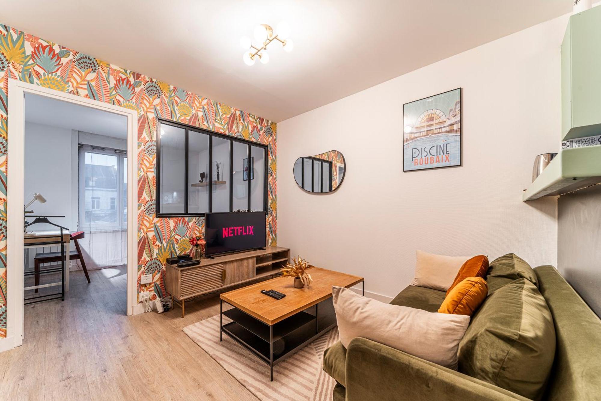 Le Ferrer - Wifi - Netflix - Free Parking - Metro Apartment *