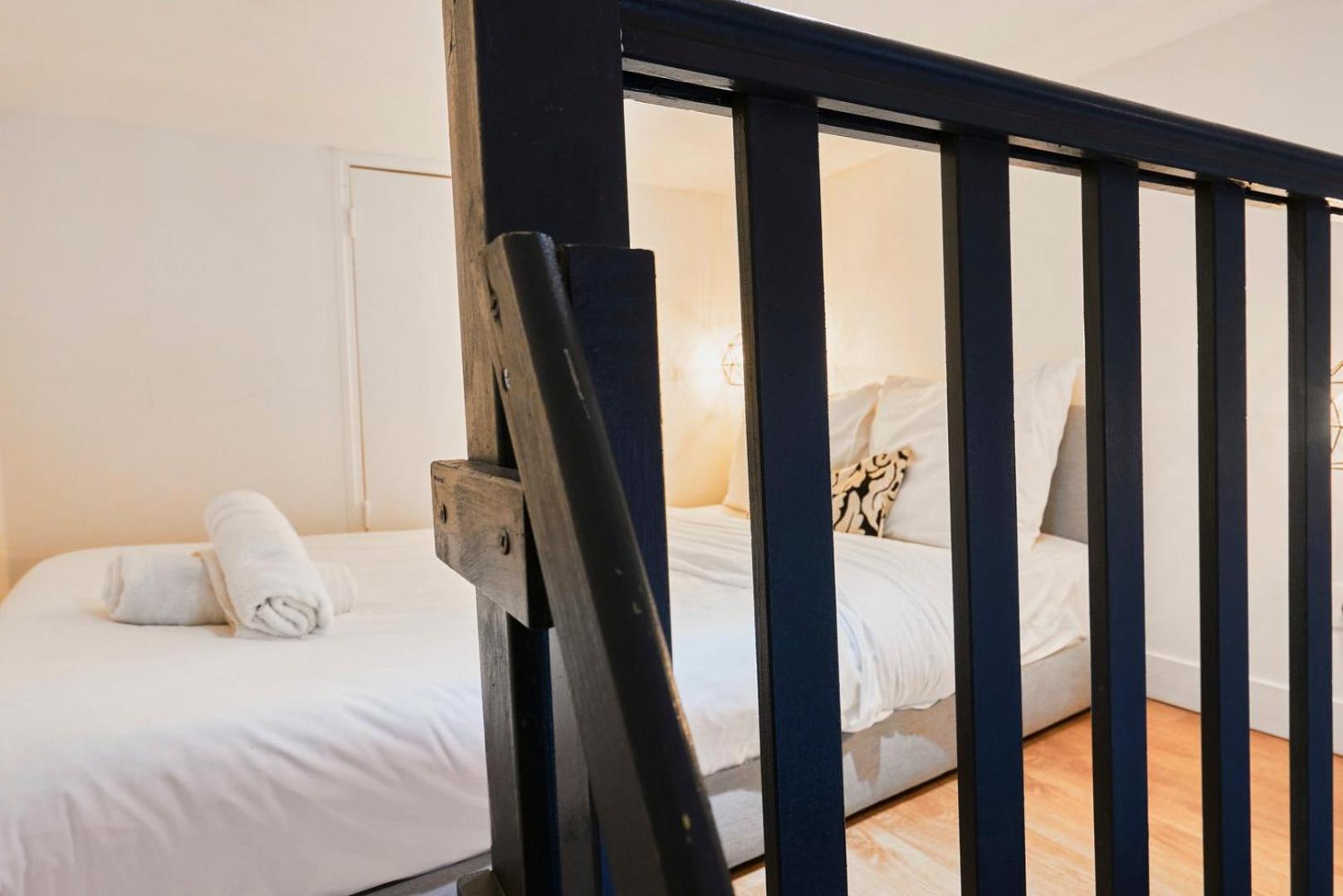 Bright 3-bedroom 2-bathroom Flat. Apartment *