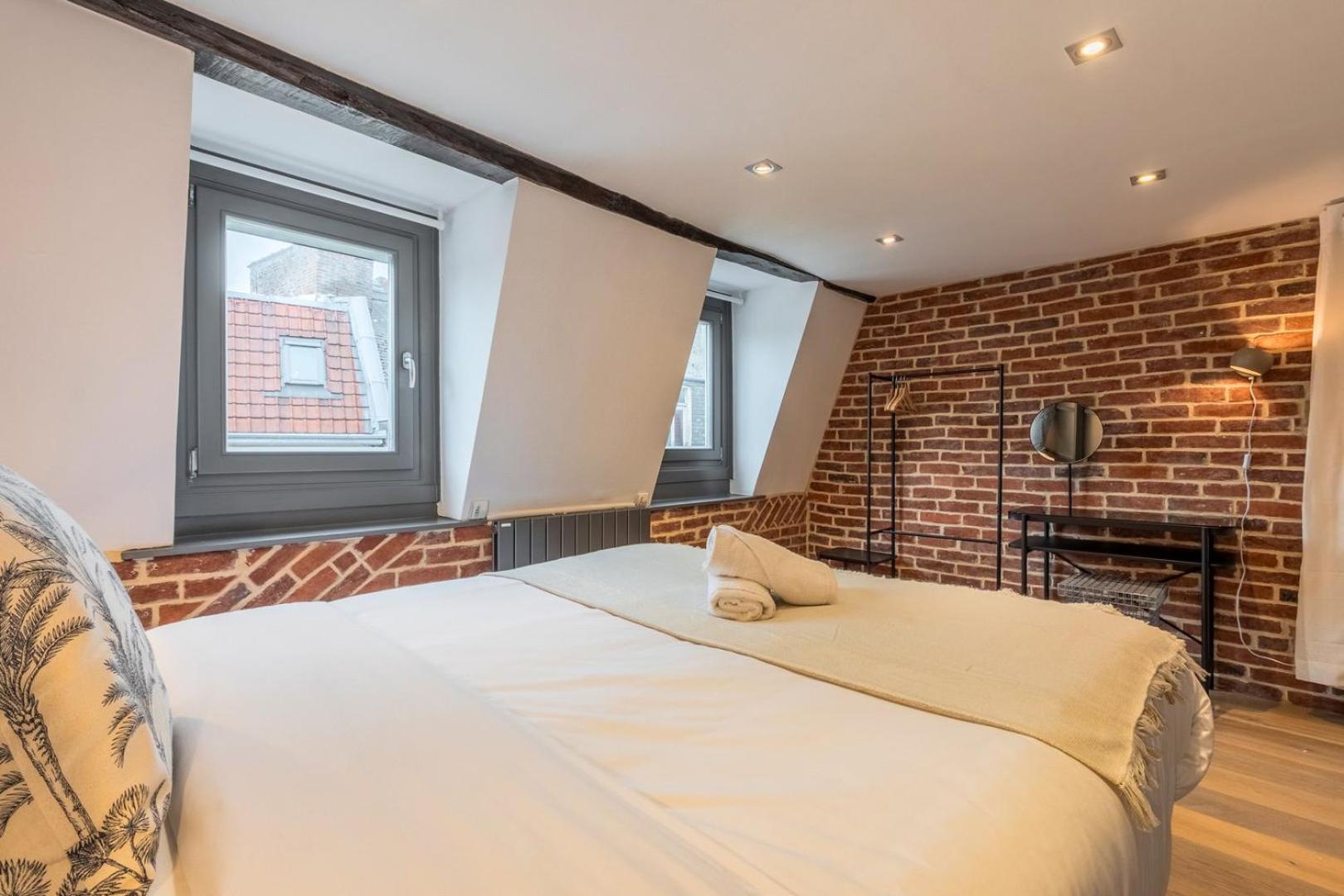 Two Bedroom In The Heart Of Old Lille