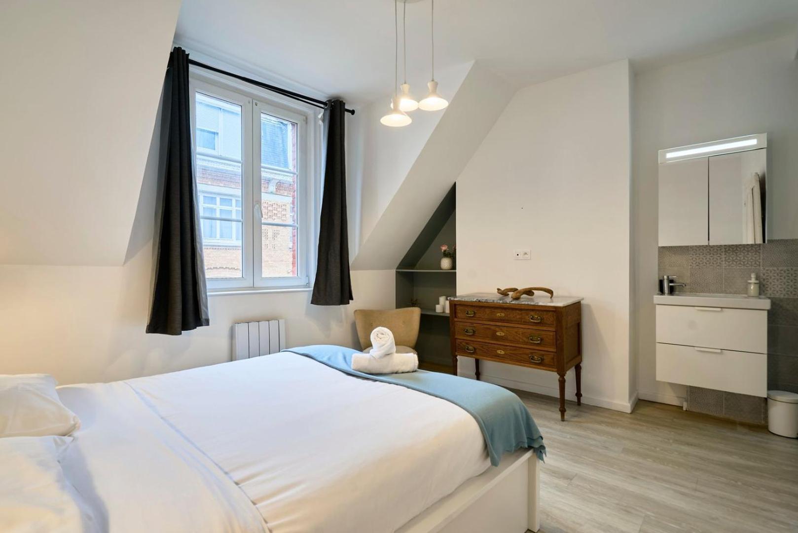Apartment Proche Metro & Commerces