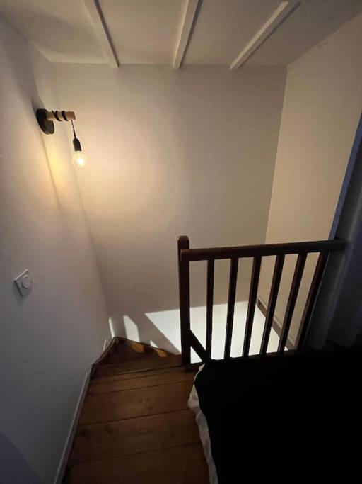 Joli Avec Cachet Dans Le Vieux Apartment