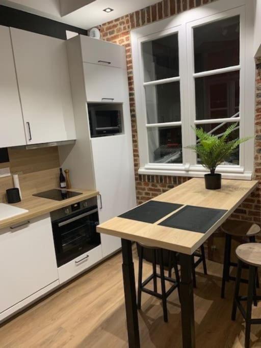 Apartment Joli Avec Cachet Dans Le Vieux *