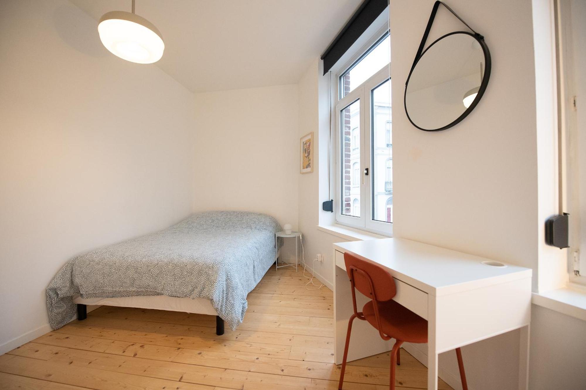 T3 Lumineux Au Coeur De Moulins Garage 2 Places Apartment