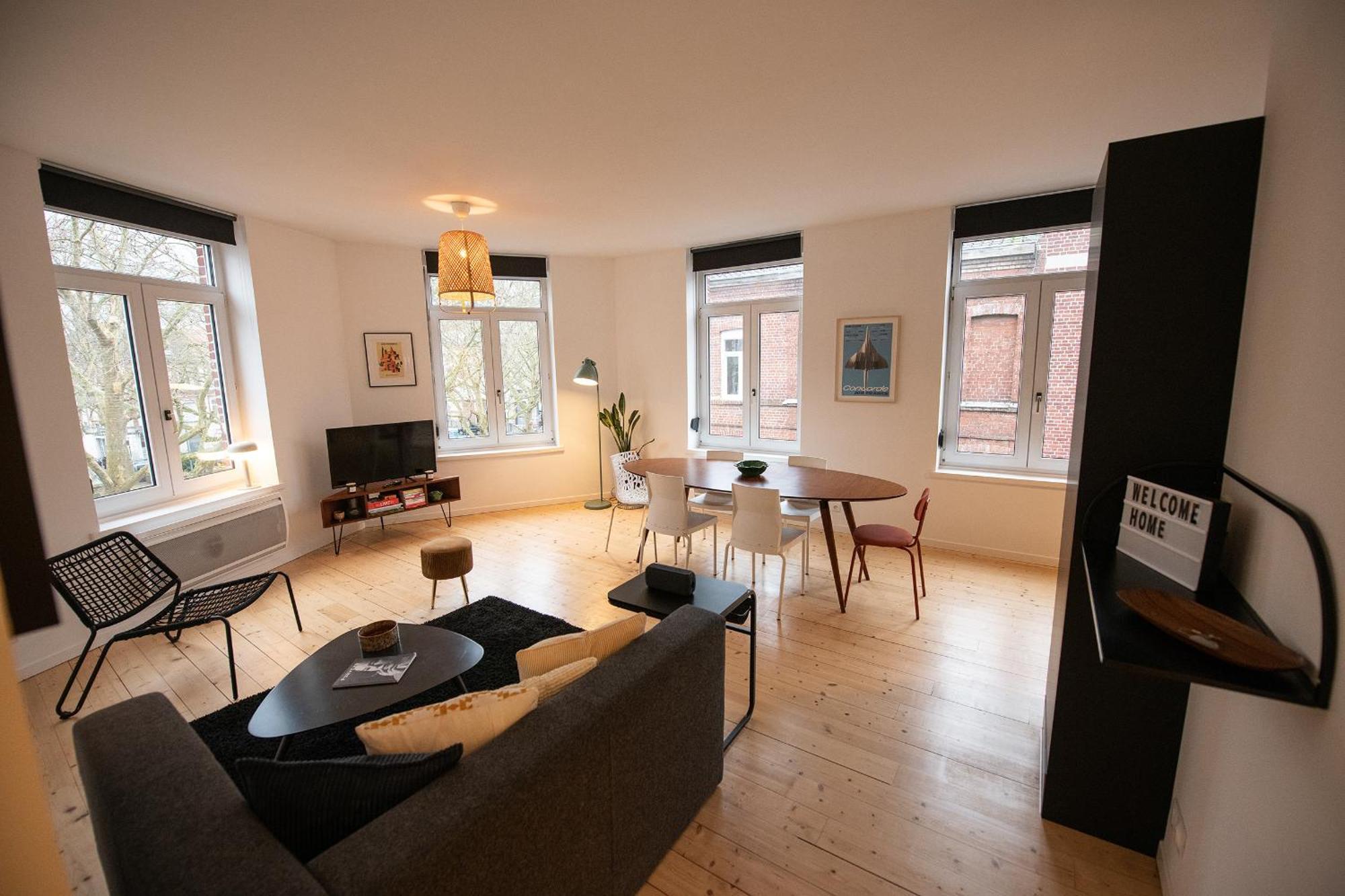 Apartment T3 Lumineux Au Coeur De Moulins Garage 2 Places *