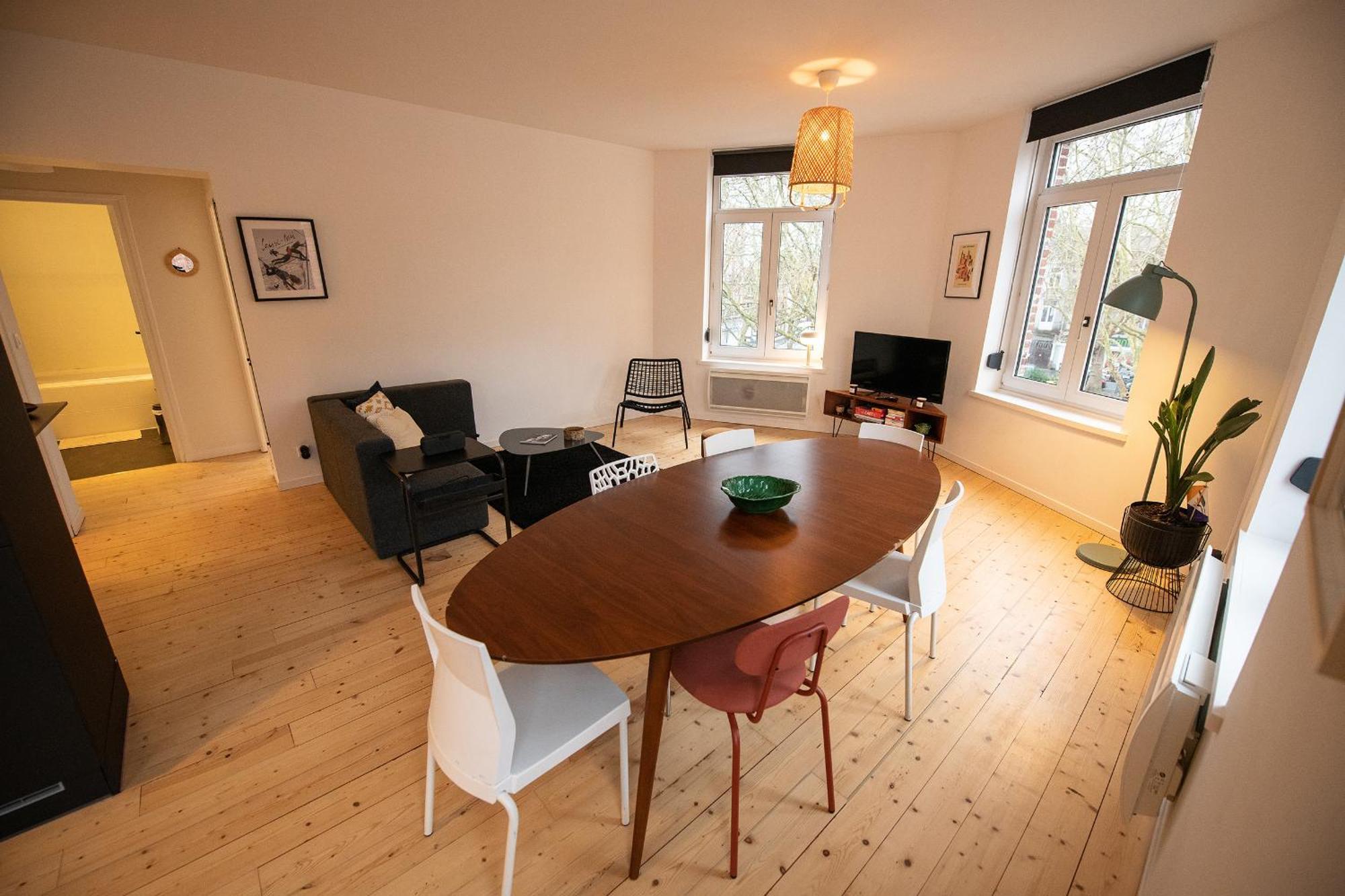 Apartment T3 Lumineux Au Coeur De Moulins Garage 2 Places Lille