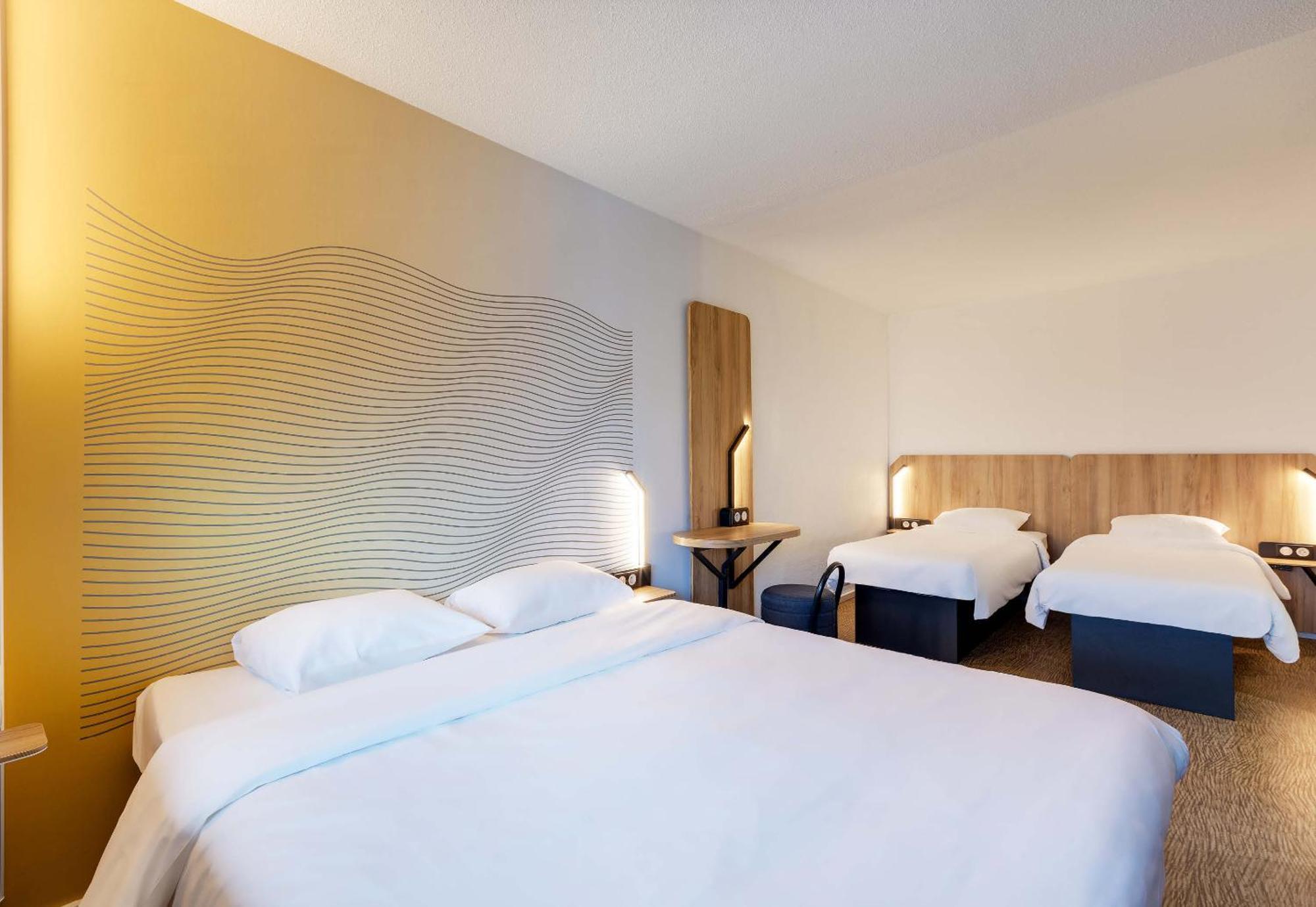 Hotel Centre Grand Palais 3*