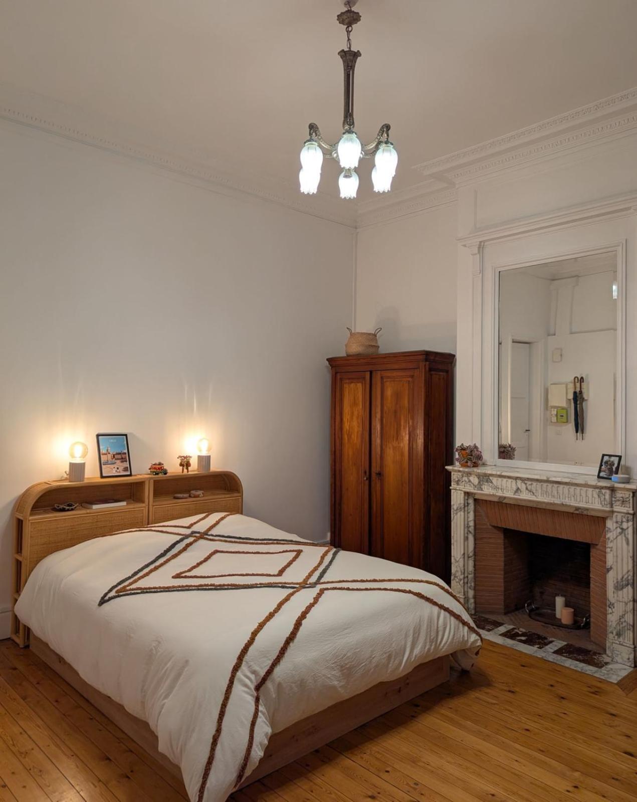 Apartment Charming T2 With Balcony In Lille-centre *