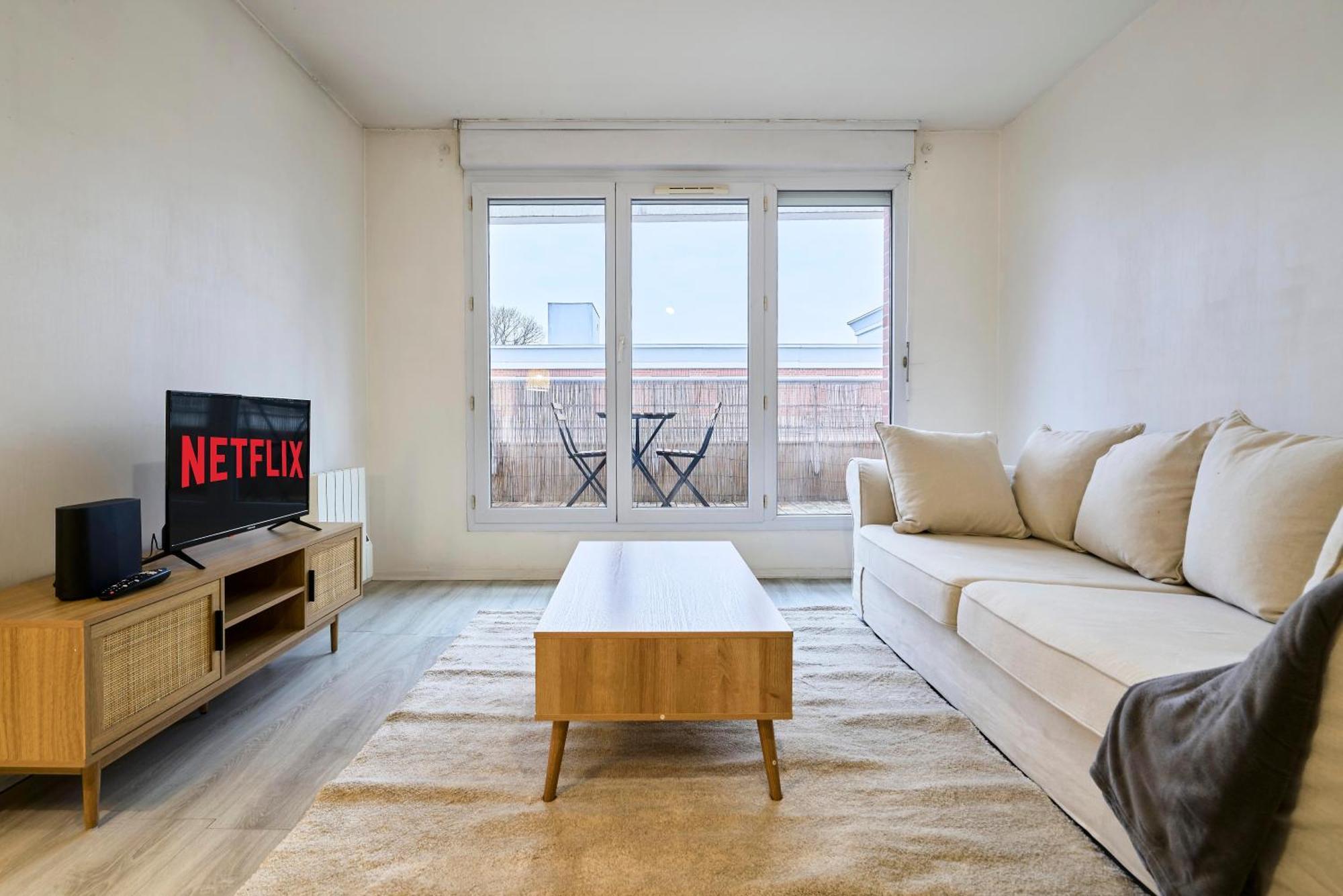 Elegant Avec Balcon Prive A Apartment
