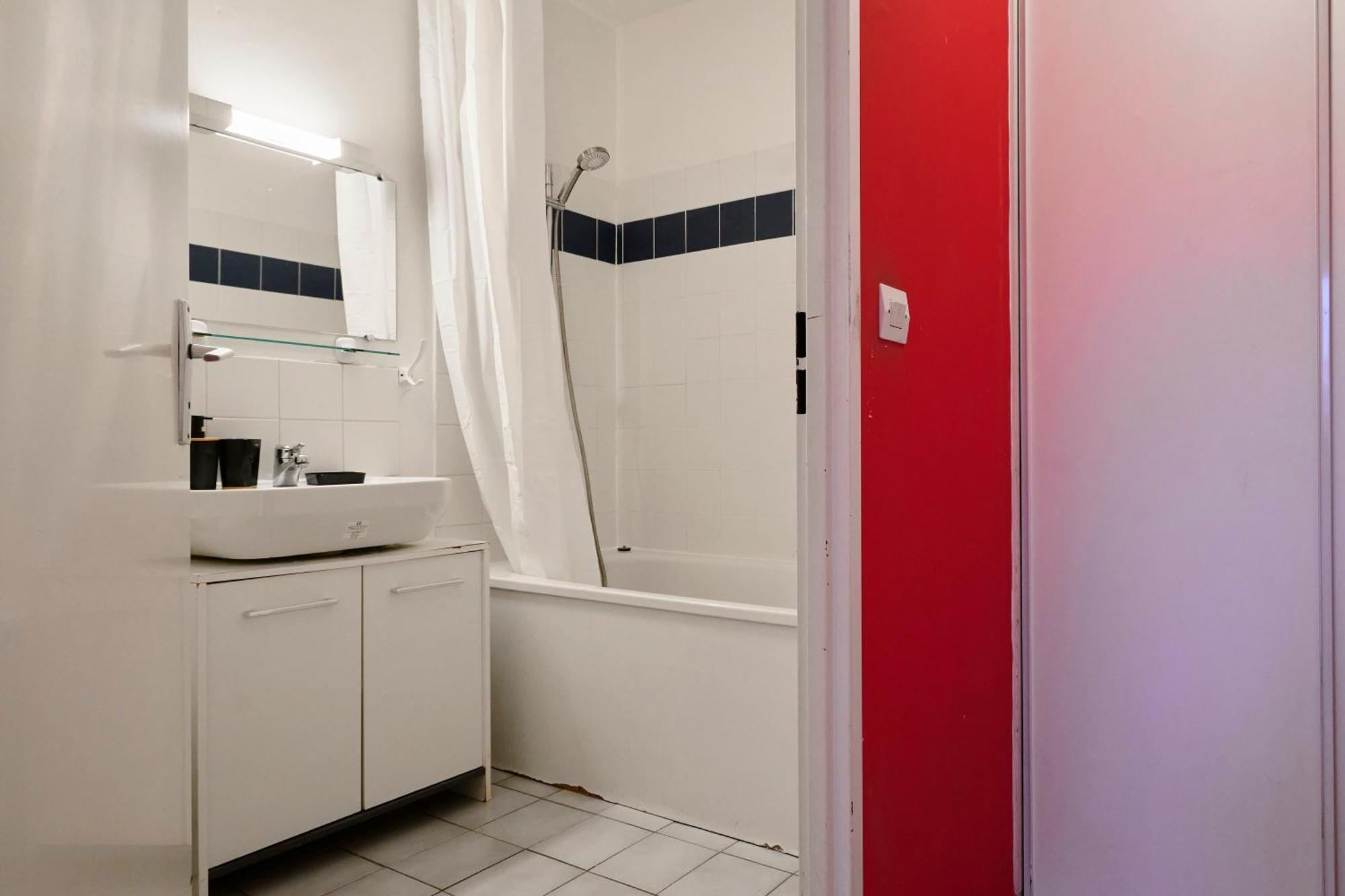 Apartment Elegant Avec Balcon Prive A