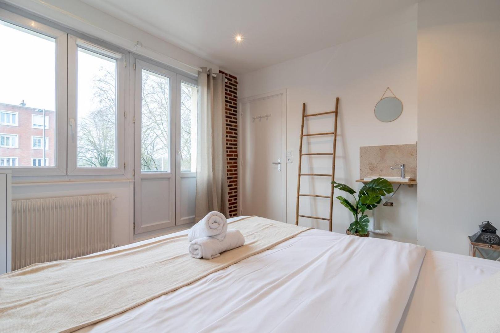 Superb Bright Apartment, 2 Bedrooms, 5 People *