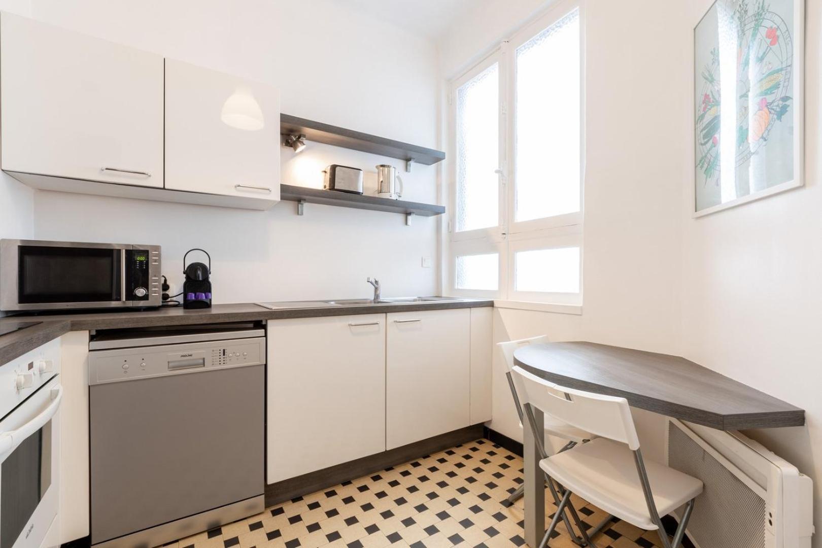 2 Avec Parking, Proche Metro Apartment