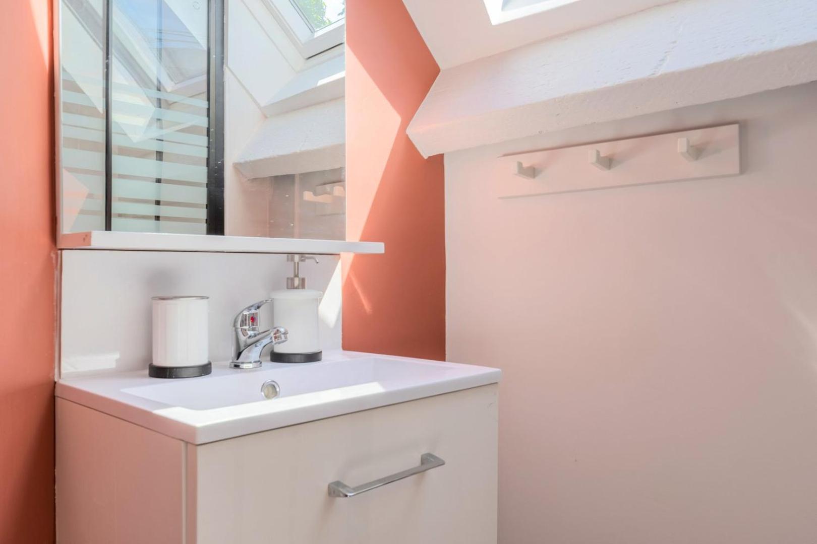 Little Duplex In Republique Beaux Arts * Lille