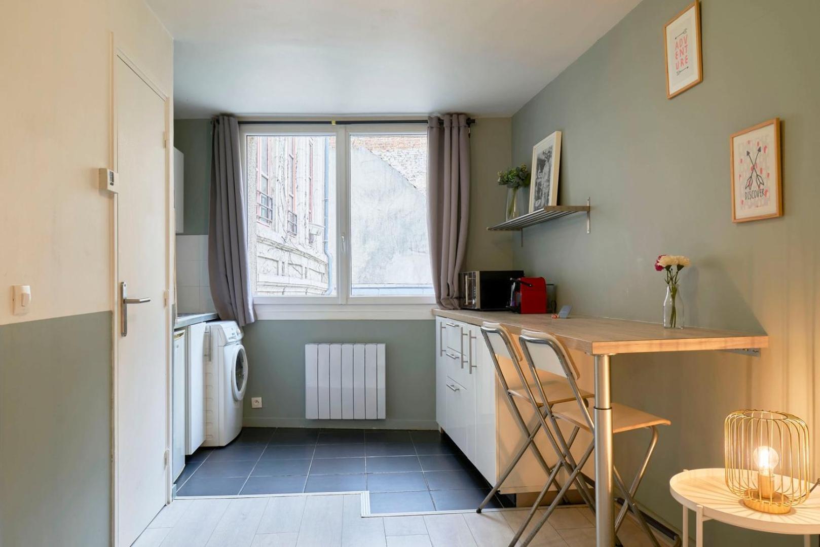 Equipped In Vieux-lille Near Grand Place Appartement