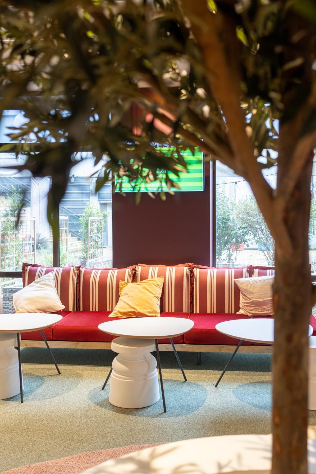 Ibis Centre Gares 3*
