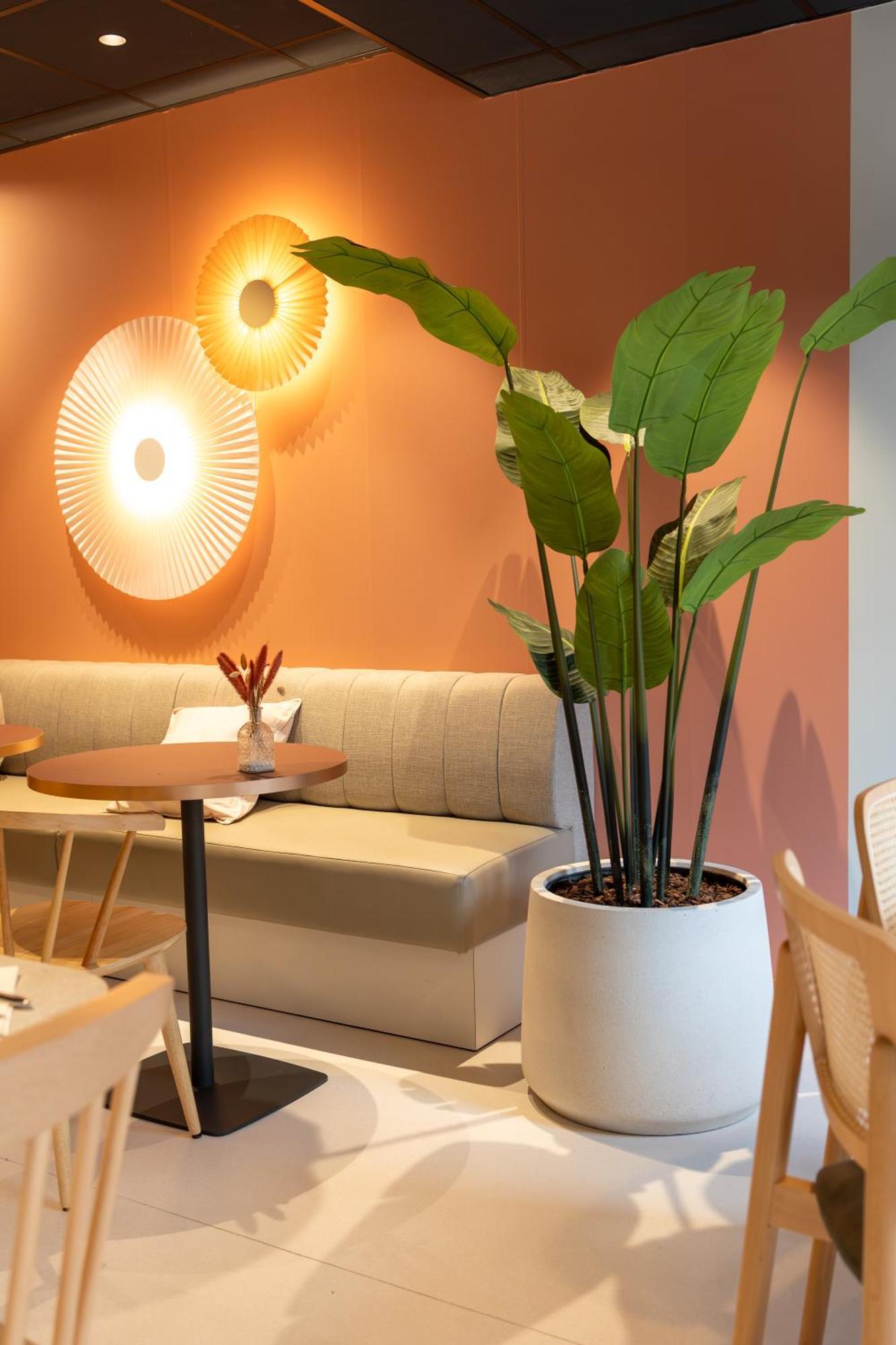Ibis Centre Gares 3*