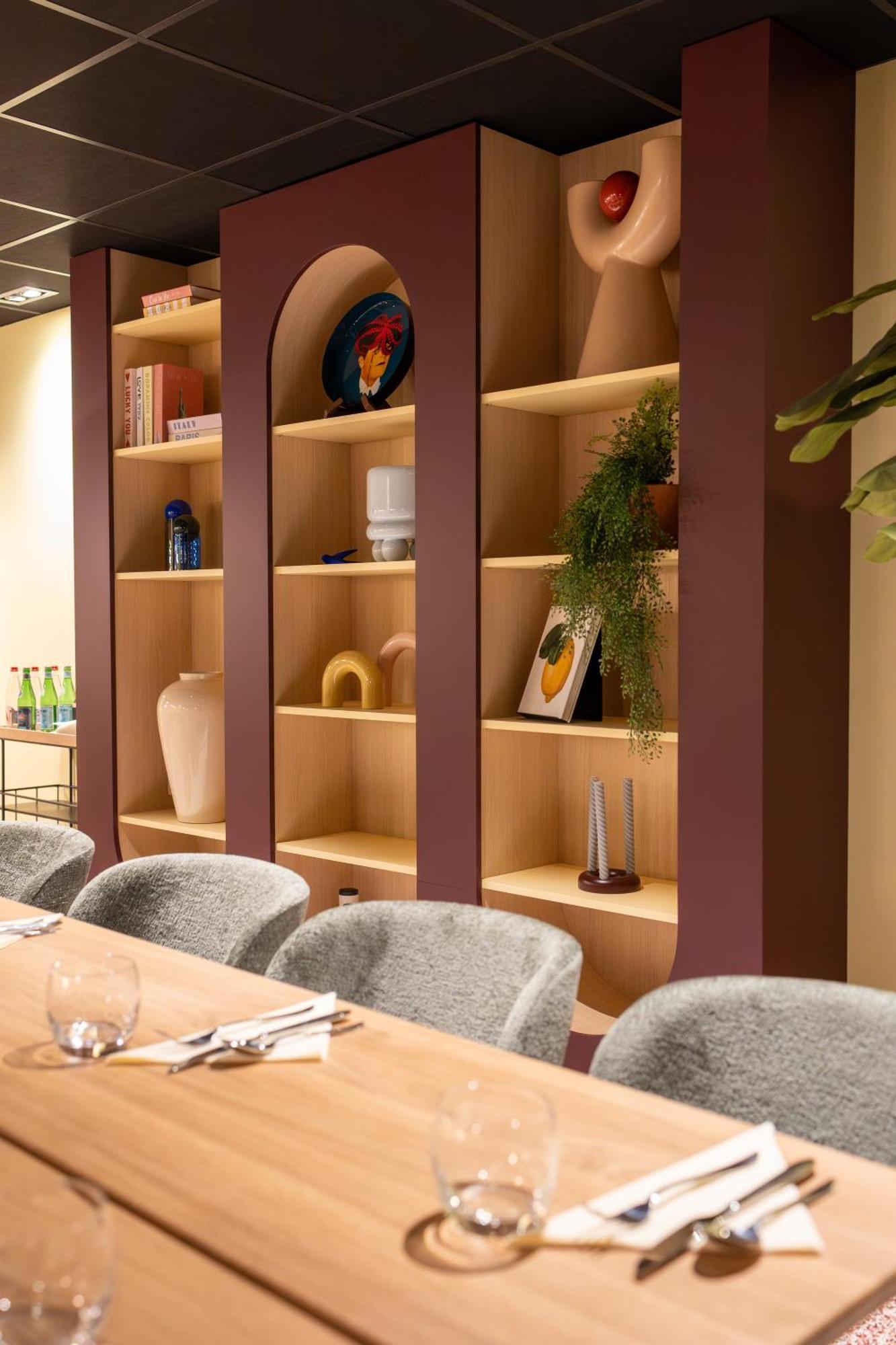 Hotel Ibis Centre Gares 3*