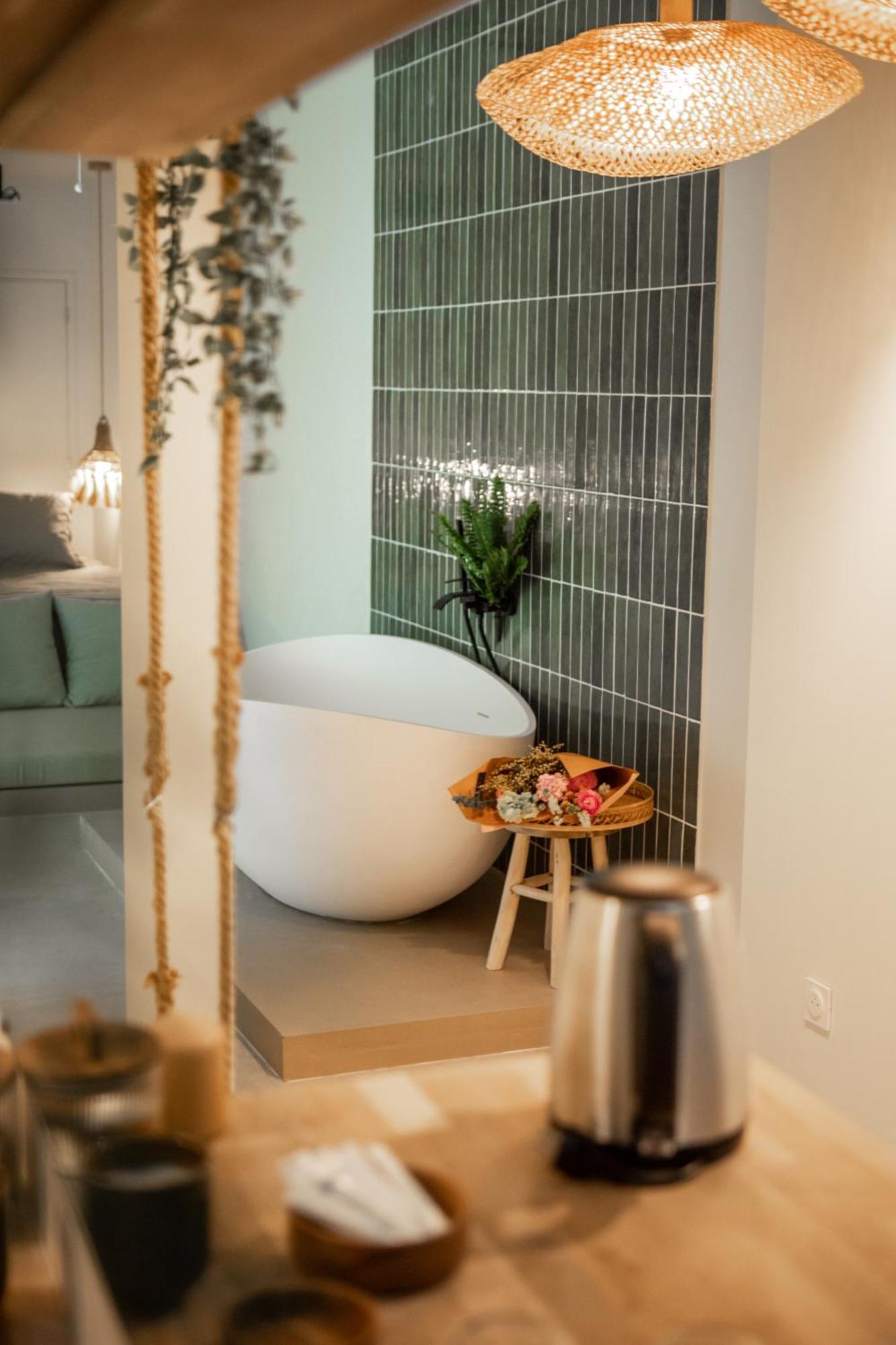 Appartement Suite La Penida Avec Sauna & Baignoire - Hyper Centre Lille Lille