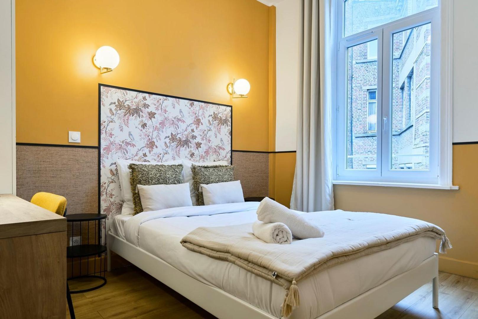 Maison 5 & 5 Sdb Proche Metro & Commerces *