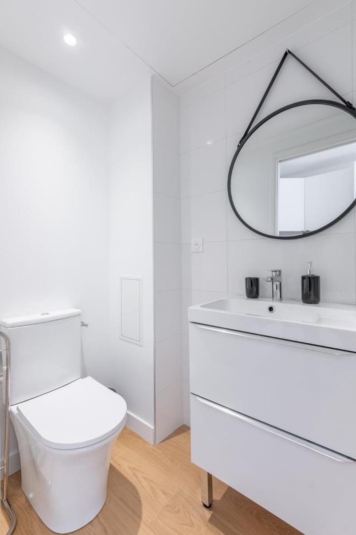 Vieux - Neat And Bright Apartment