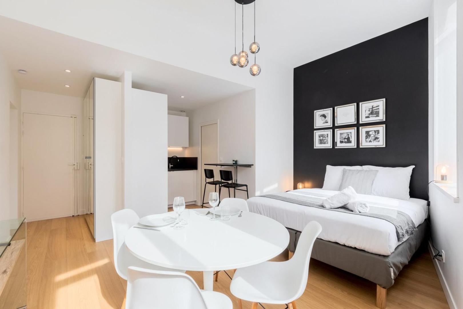 Vieux - Neat And Bright Apartment