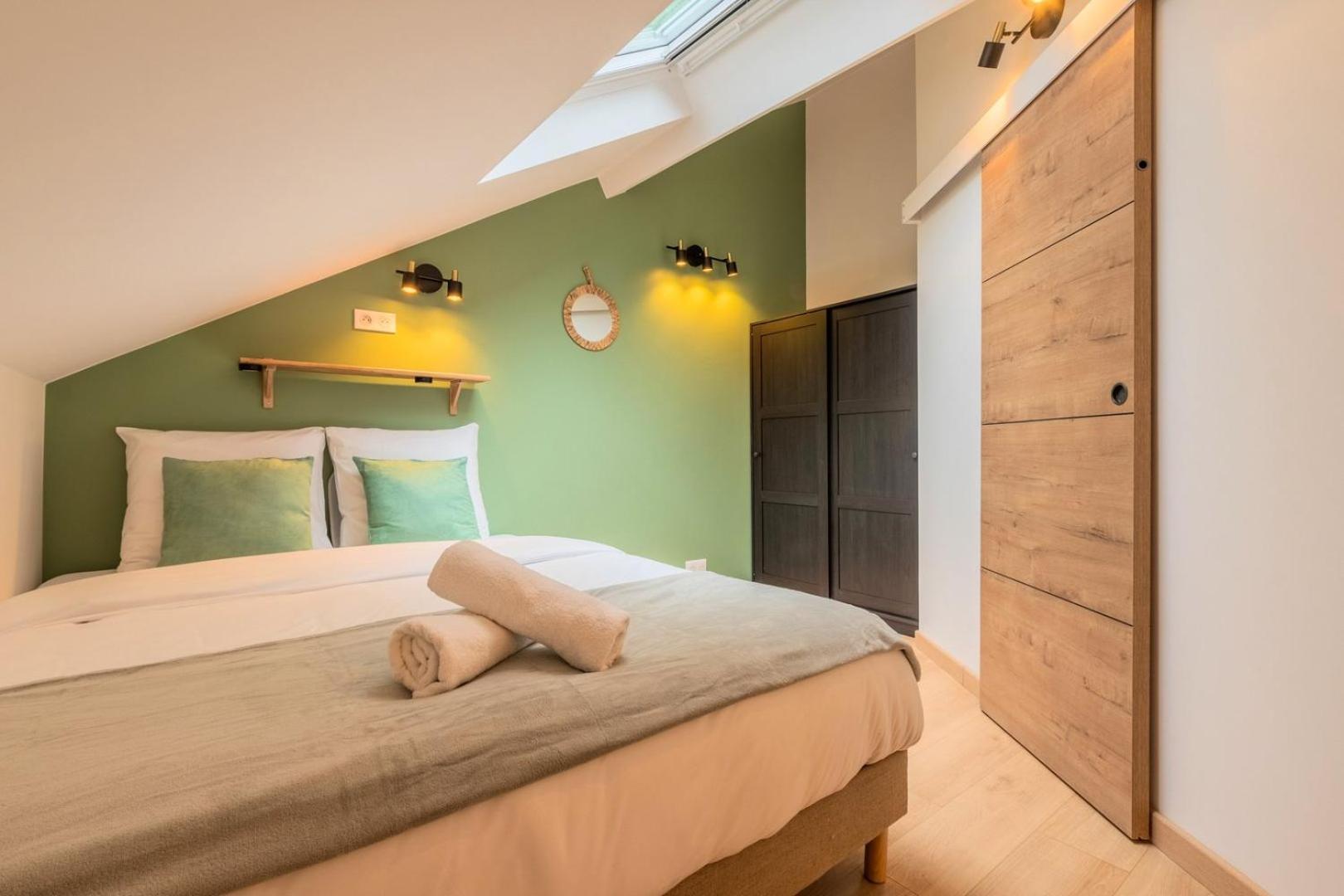 Duplex Calme, Proche Commodites