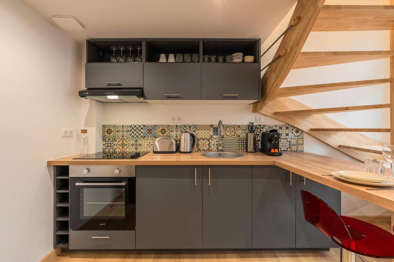 Duplex Calme, Proche Commodites Apartment *
