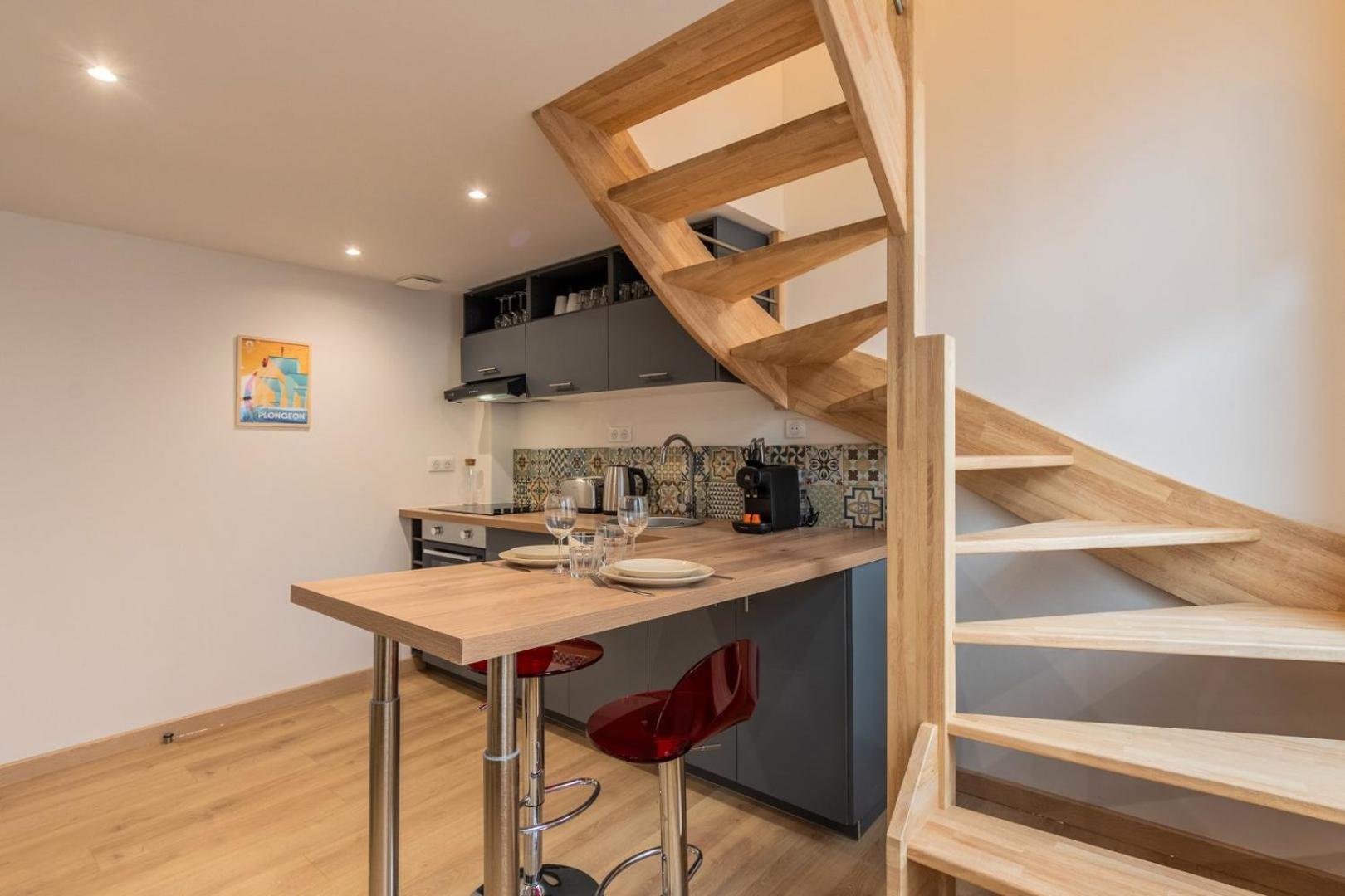 Duplex Calme, Proche Commodites