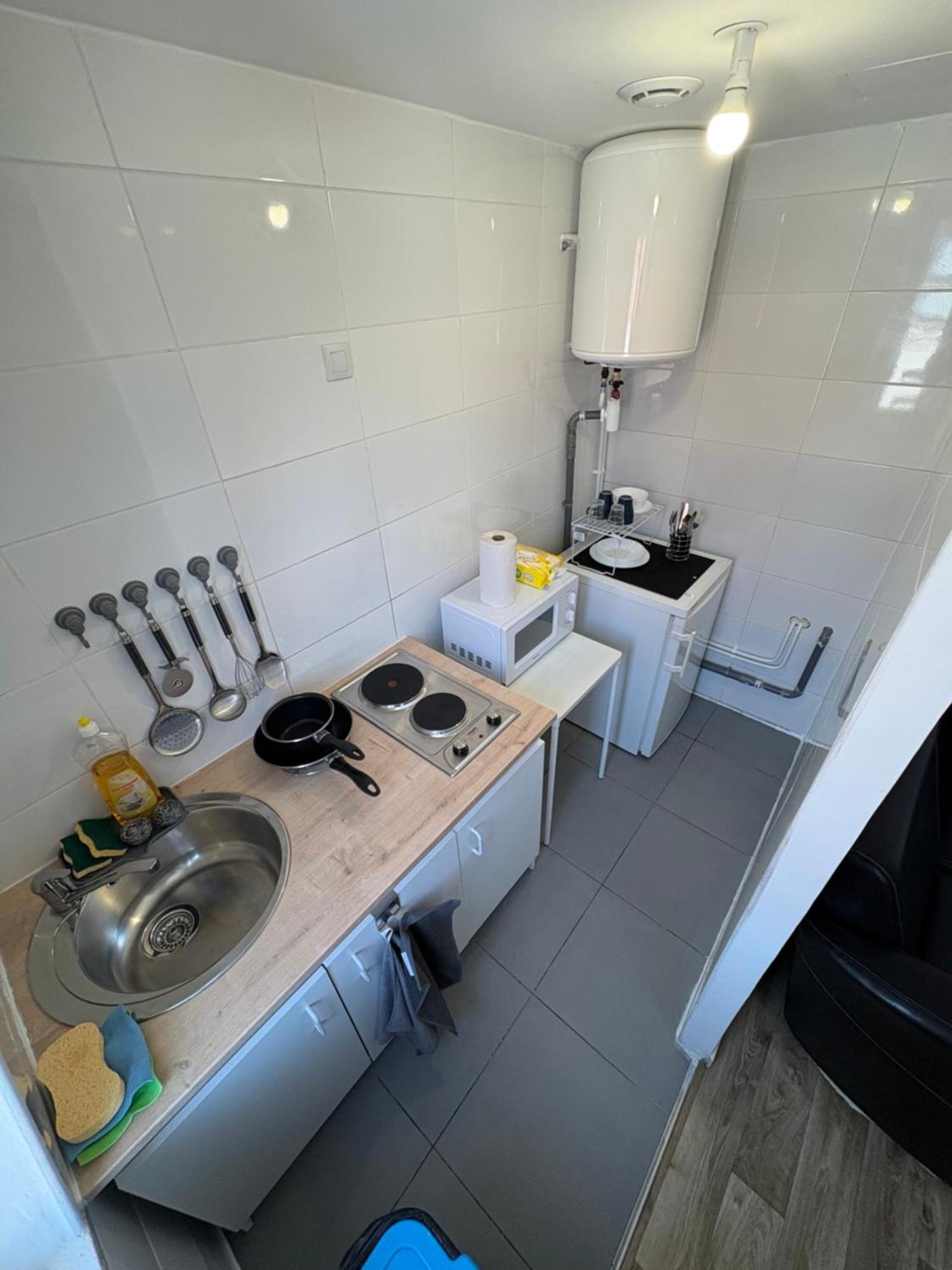 Prox Gares, Zenith, Centre Ville, Stade Pierre Mauroy, Metro, Bus, Fast Food Apartamento