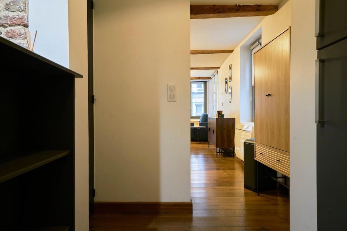 Duplex Rue Royale, Rooftop, Balneo Apartment