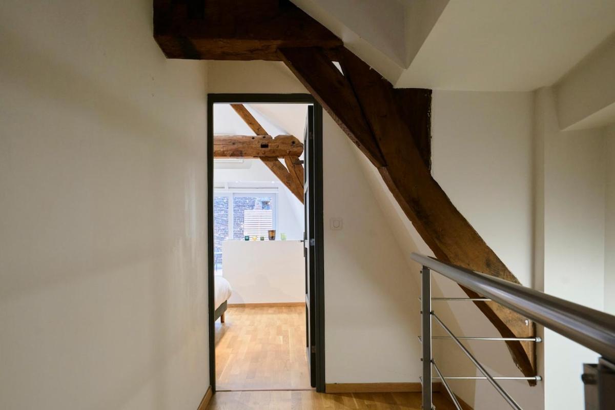 Duplex Rue Royale, Rooftop, Balneo Apartment
