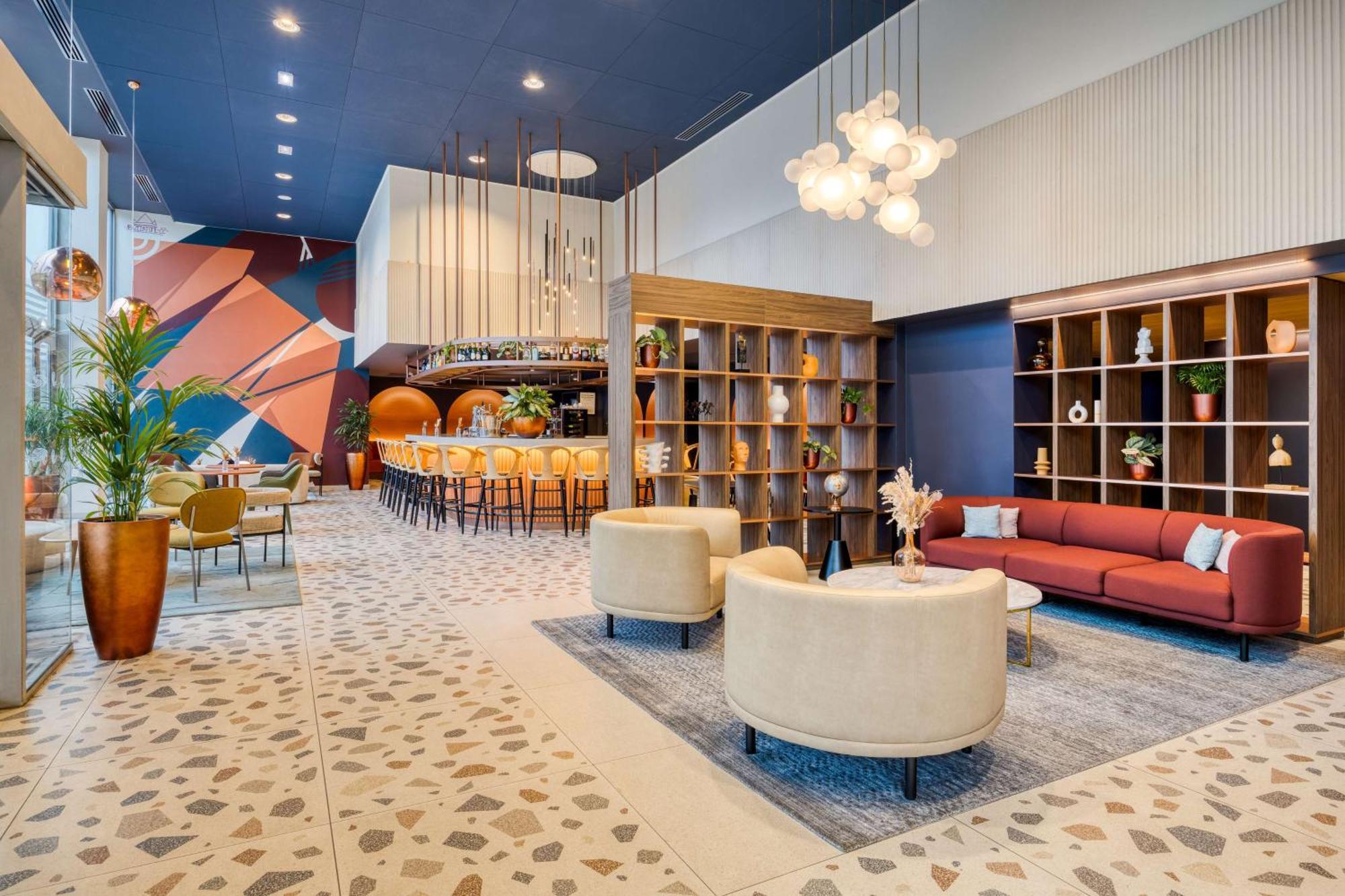 Hilton Hotel 4*