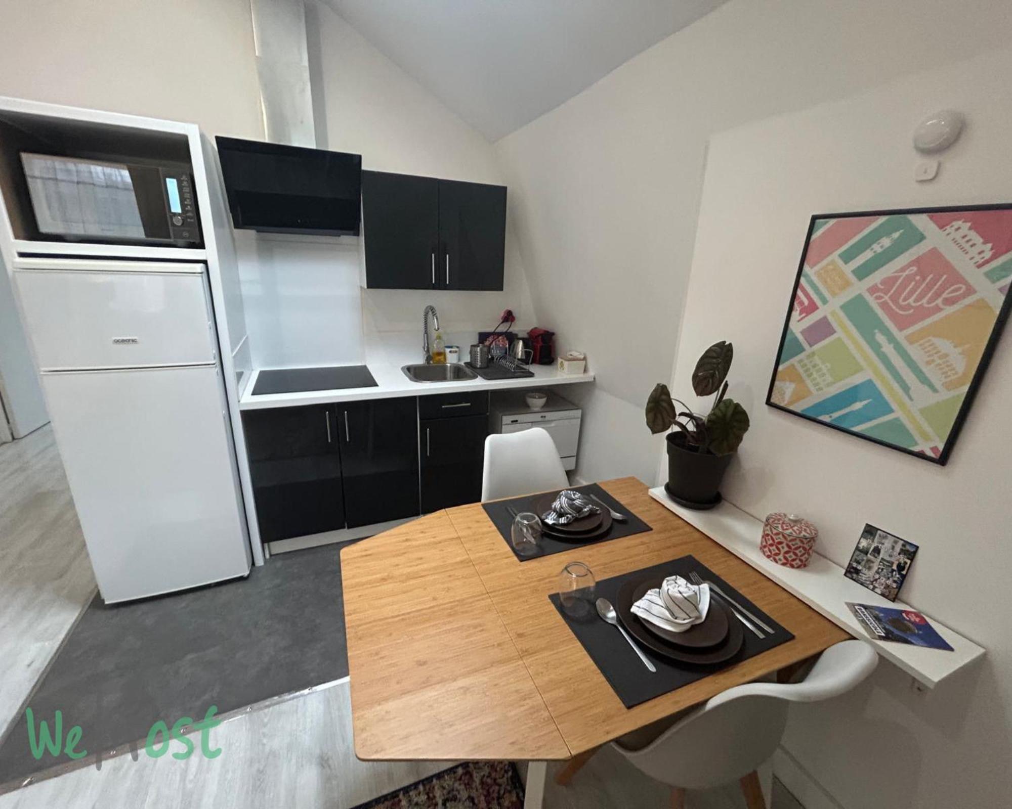 Jasmine-close To Station,grd Palais,zénith&center Apartment