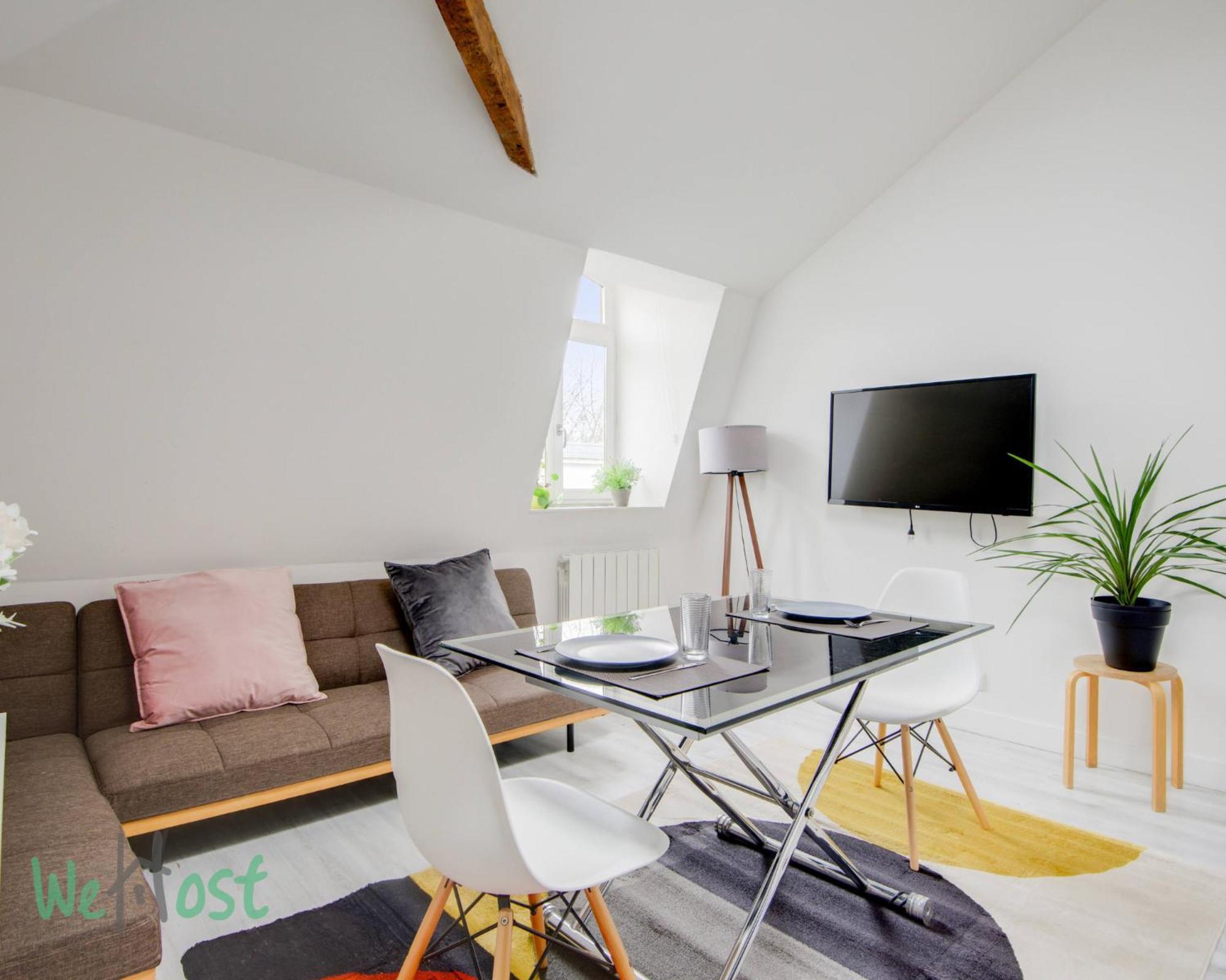 Jasmine-close To Station,grd Palais,zénith&center Apartment