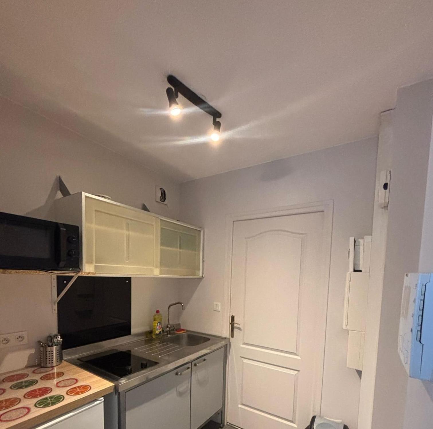 Apartment Fabulous For 4 Pers In Faidherbe Sreet In Front Of Flandres Station *