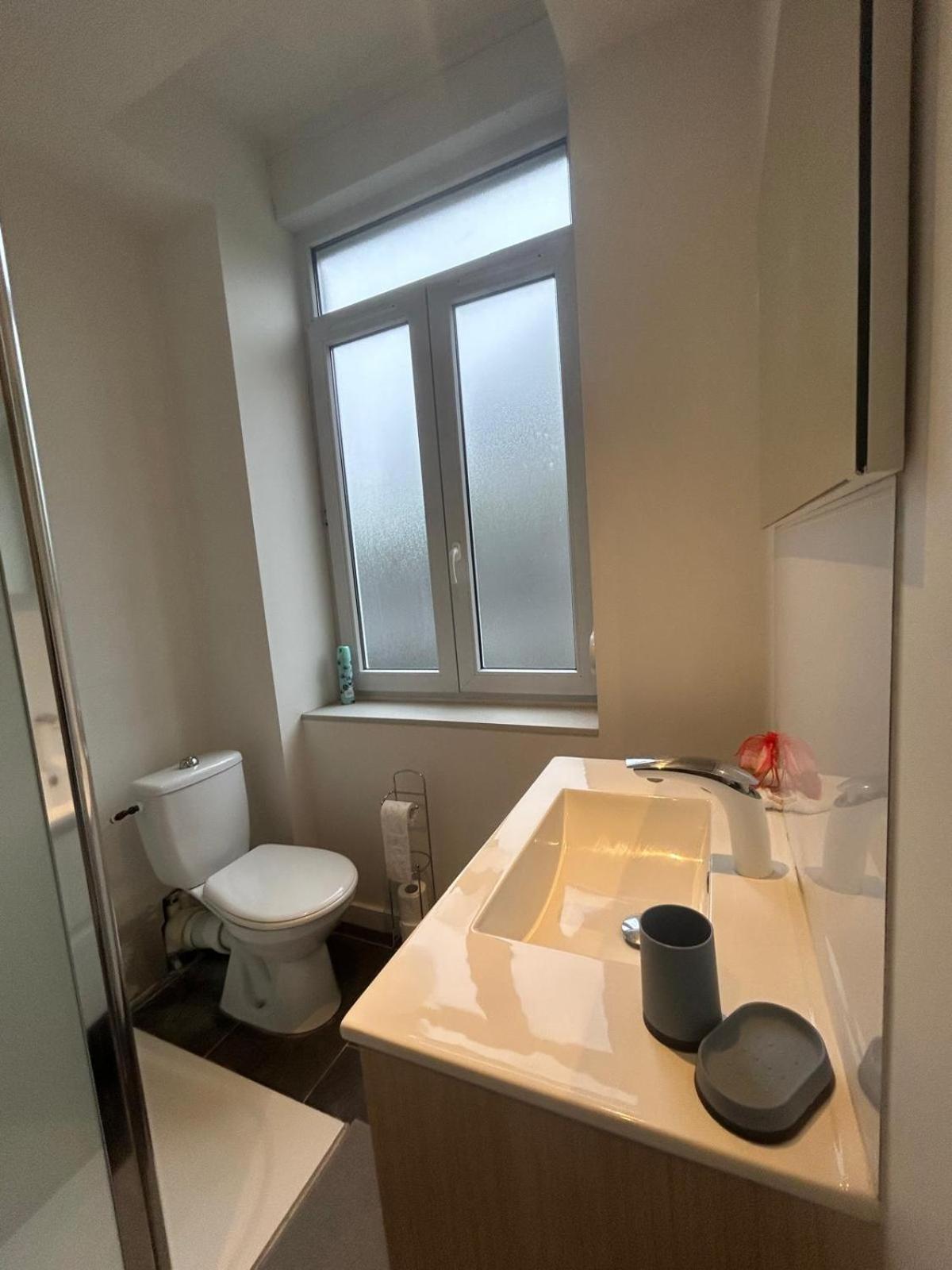 Poppy-ideally Located, Next Station,gd Palais&city *