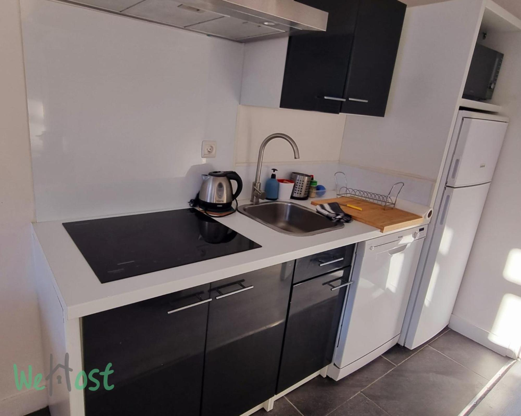 Poppy-ideally Located, Next Station,gd Palais&city *