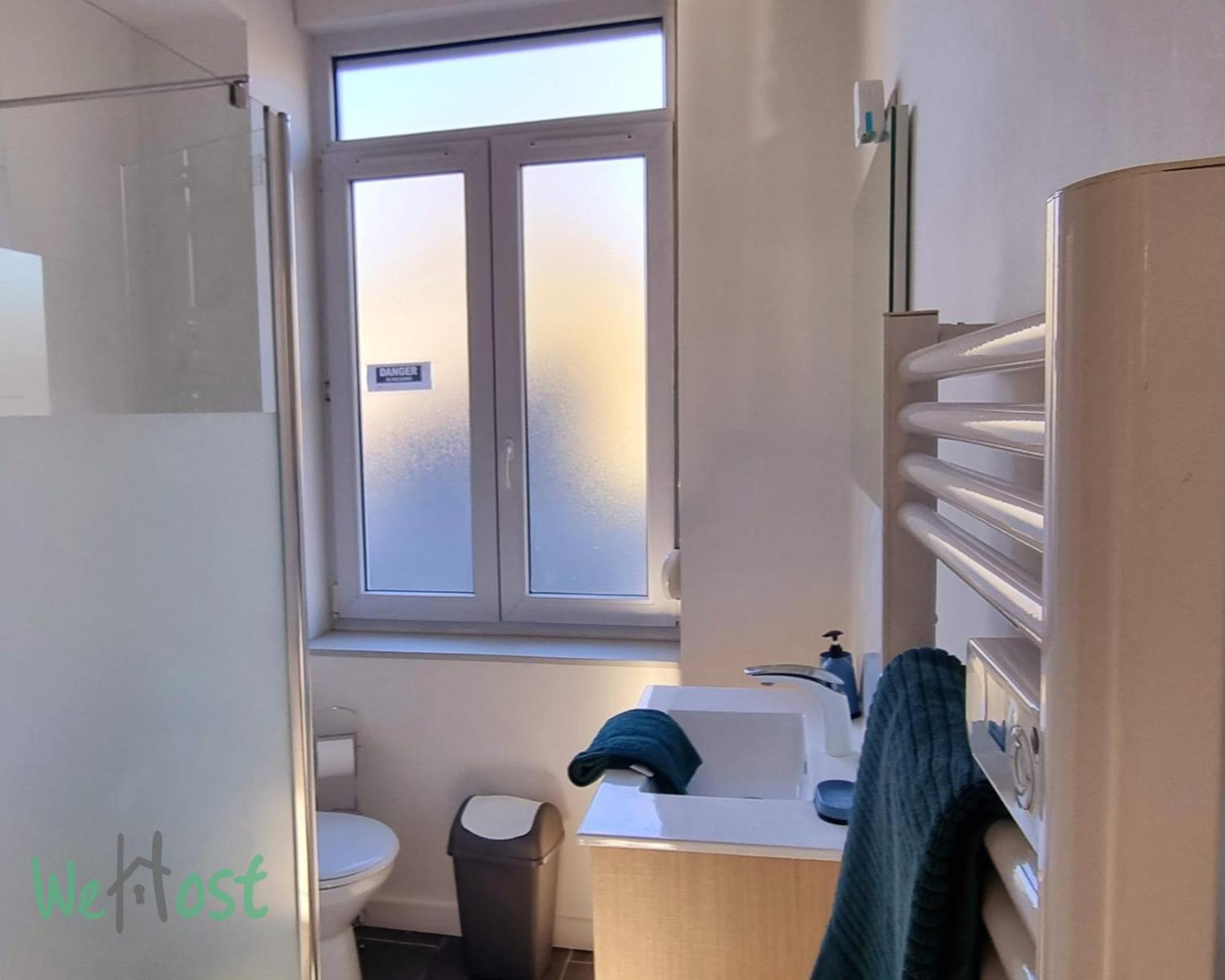 Poppy-ideally Located, Next Station,gd Palais&city *
