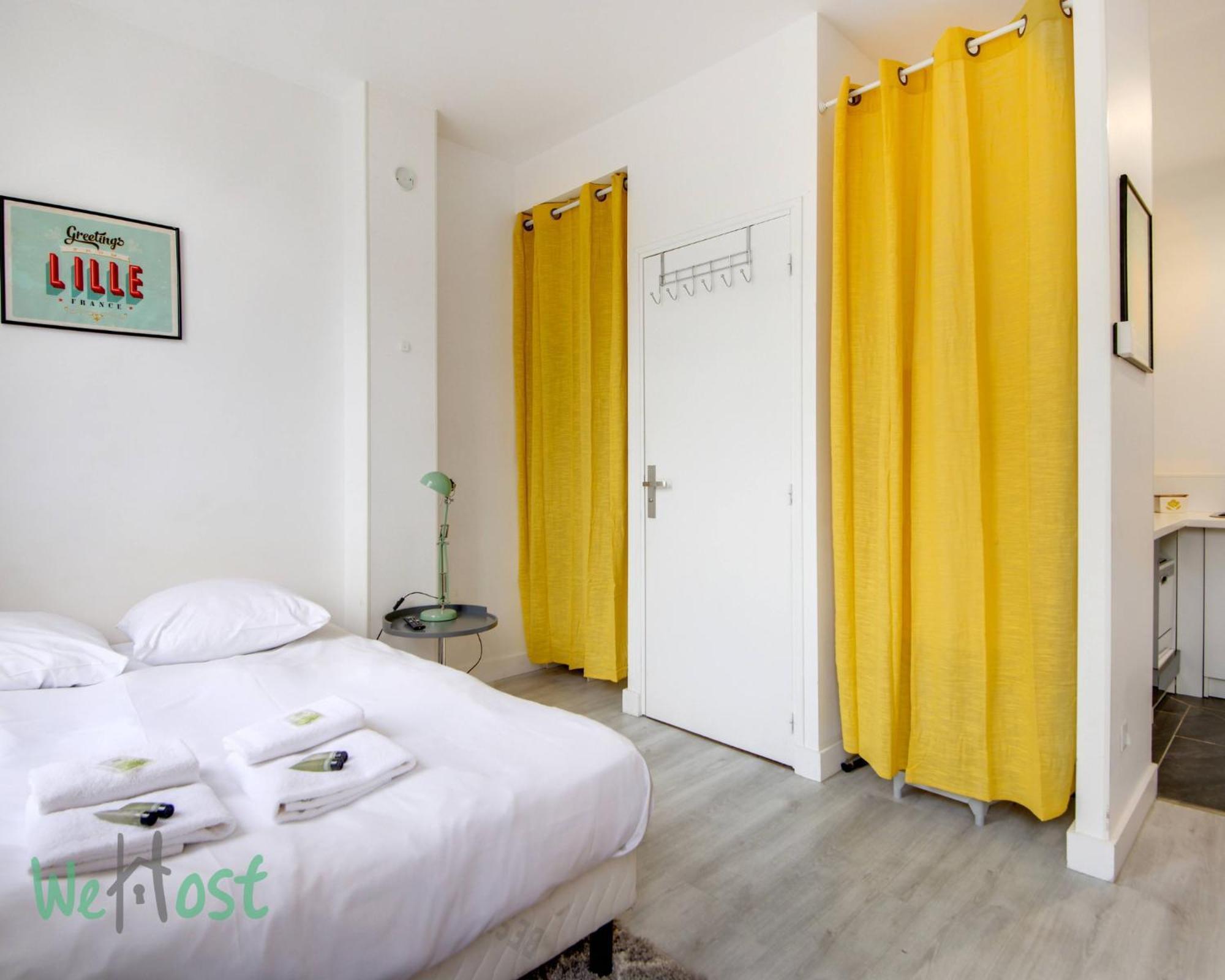 Apartment Lilly-everything On Foot,near Stations,gd Palais! *