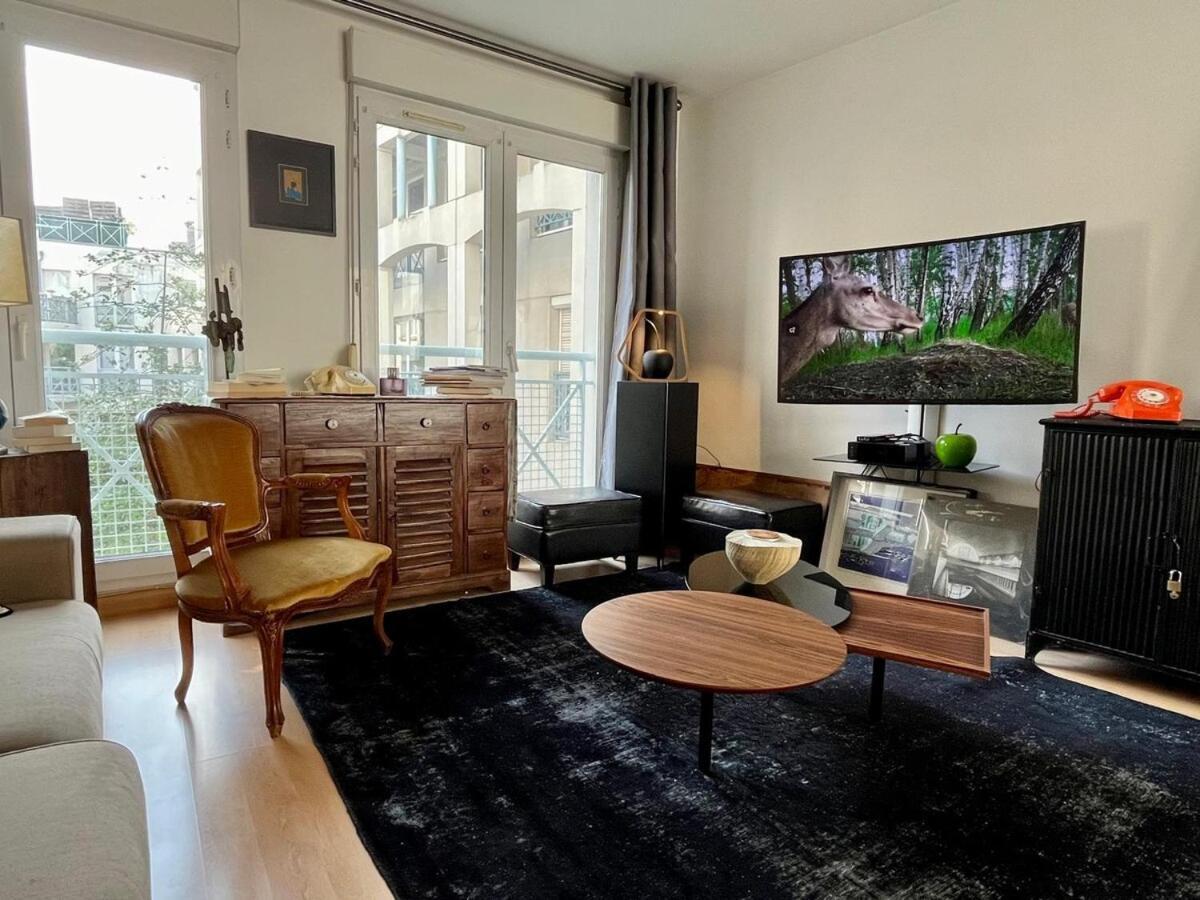 Large In Old Lille, Balcony, Secure Parking Apartment *