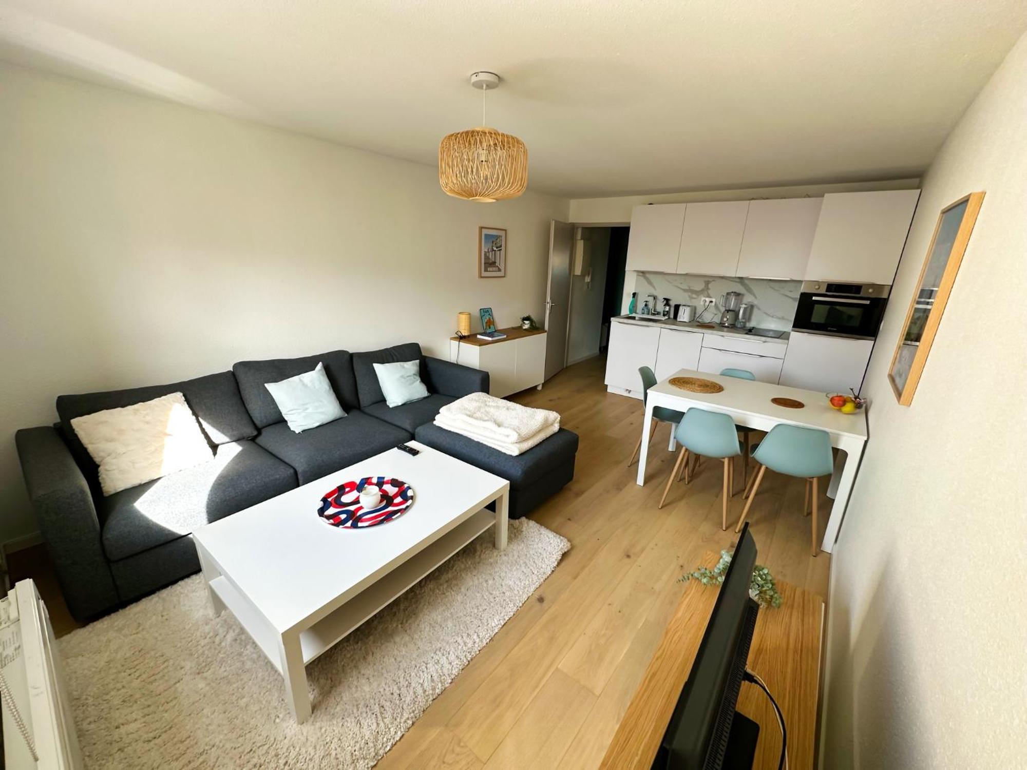 T2, Proxi Centre, Wifi, Parking Gratuit, 4 Pers Apartment