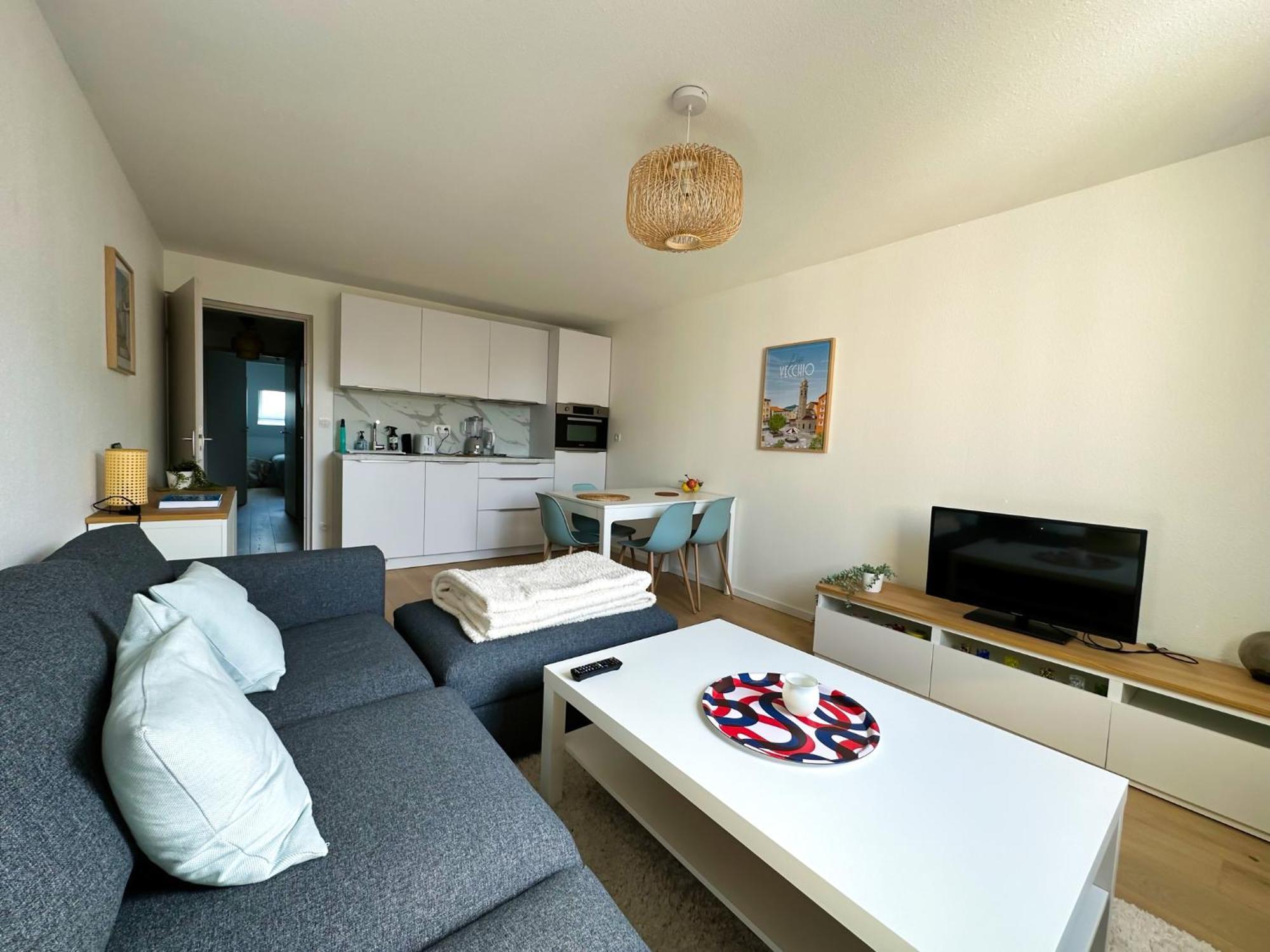 T2, Proxi Centre, Wifi, Parking Gratuit, 4 Pers Apartment *