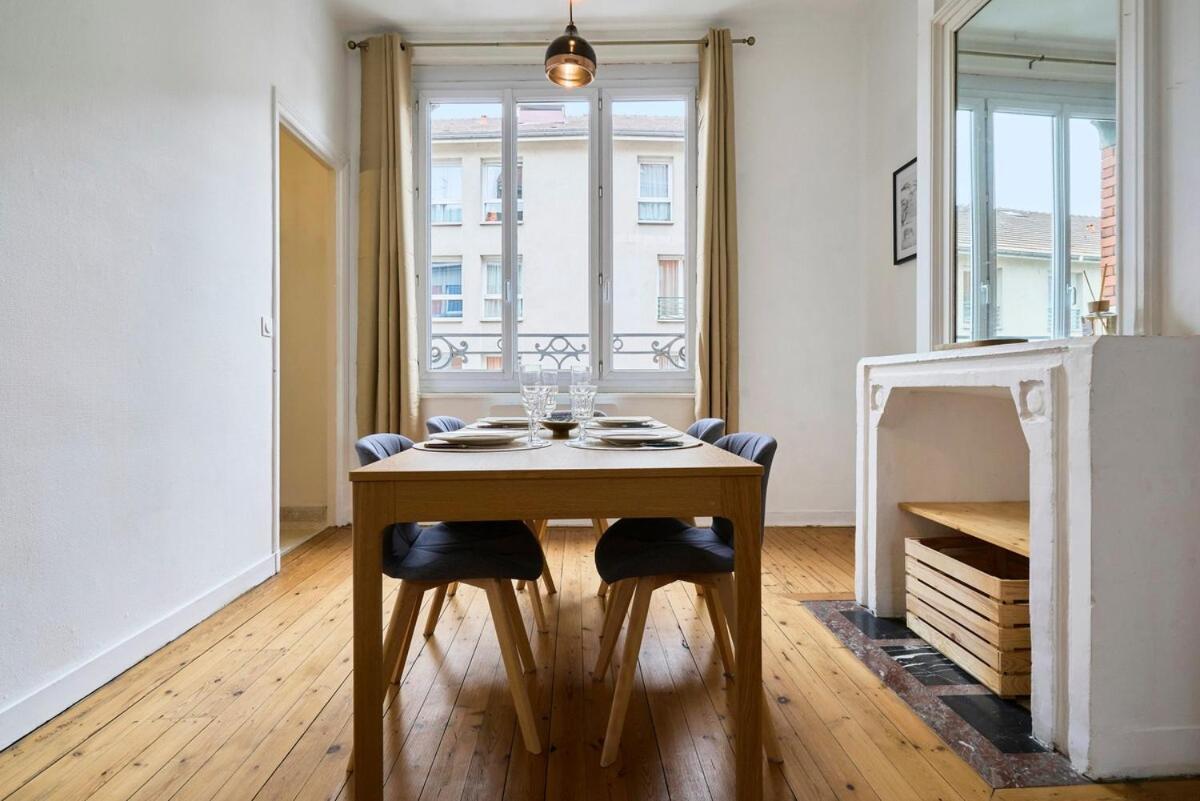 Apartment Lumineux, 4p, Balcon, Proche Marche Lille
