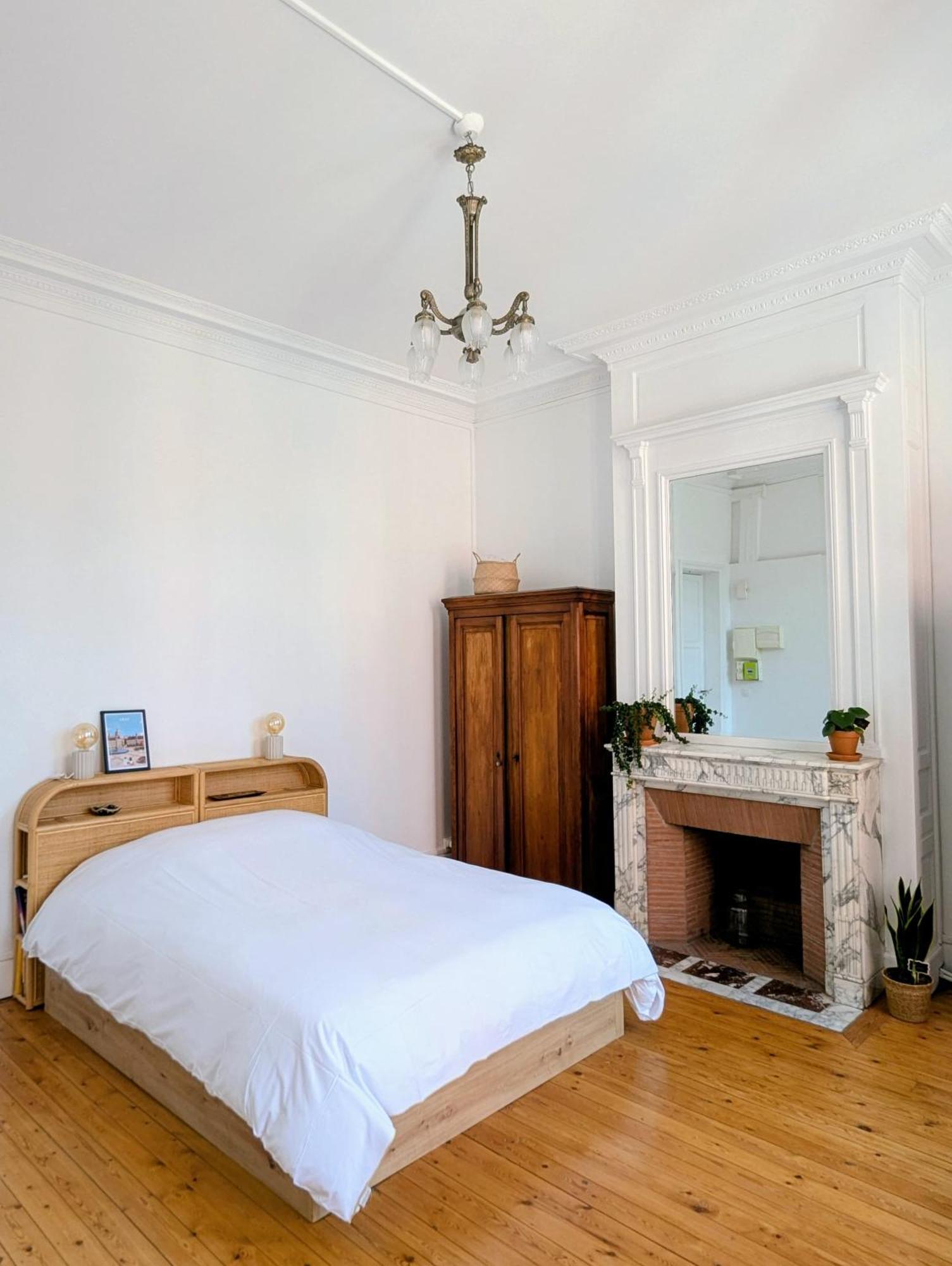 Appartement Charming T2 With Balcony In Lille-centre