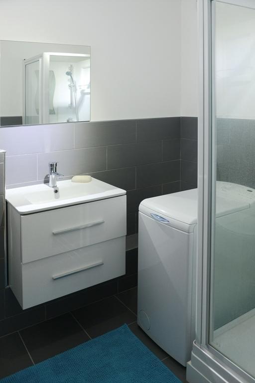 Studio Moderne A Centre Apartment