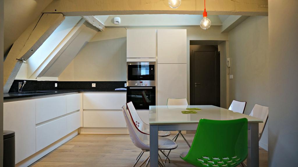 Little - Simone Apartment