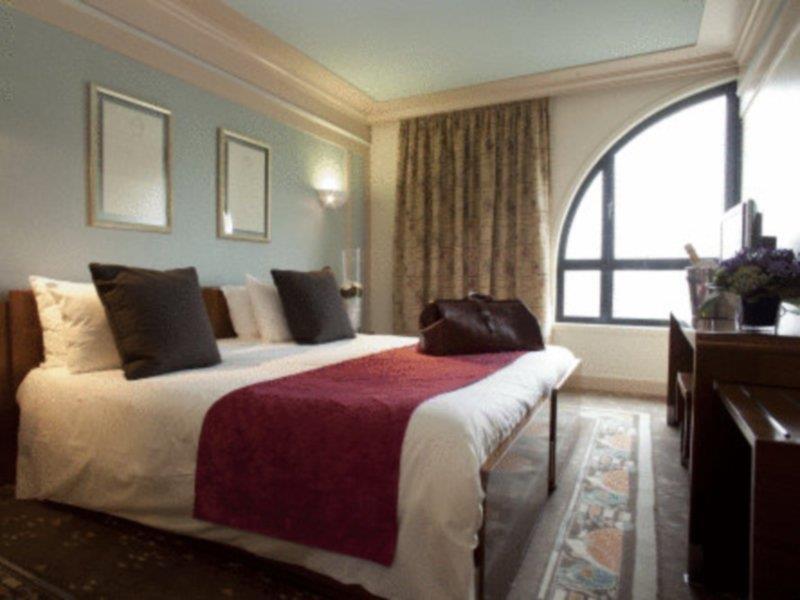 Art Deco Euralille Hotel 3*