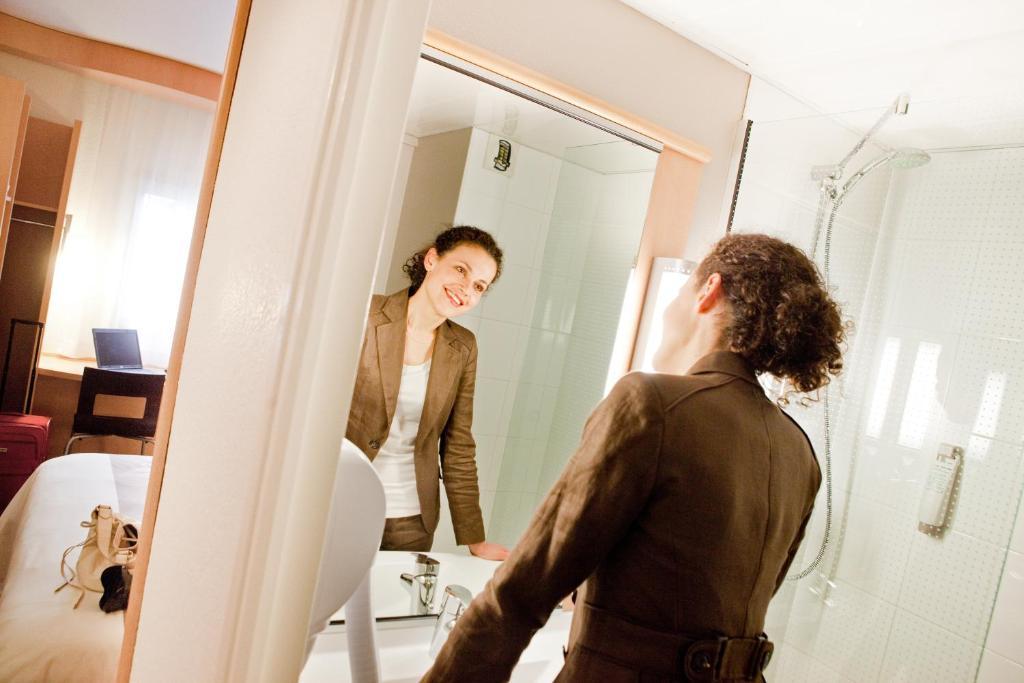 Ibis Centre Gares 3*